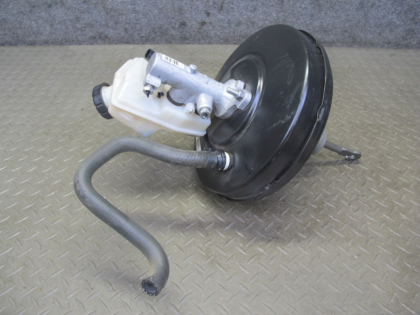 06-09 Pontiac Solstice SKY Brake Master Cylinder Booster Fluid Reservoir 20K OEM