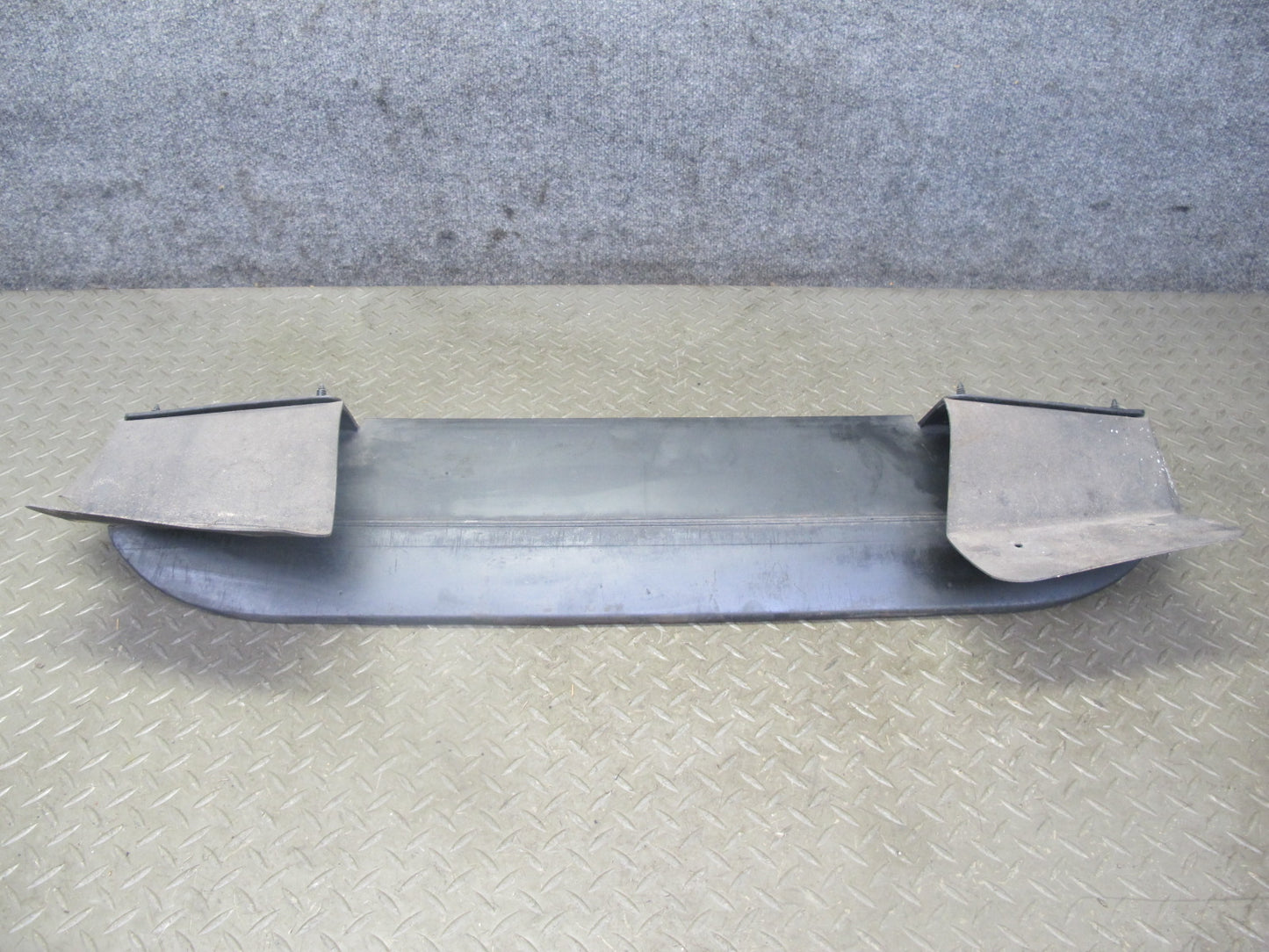 06-10 Pontiac Solstice Saturn SKY Front Bumper Air Deflector Splash Guard OEM