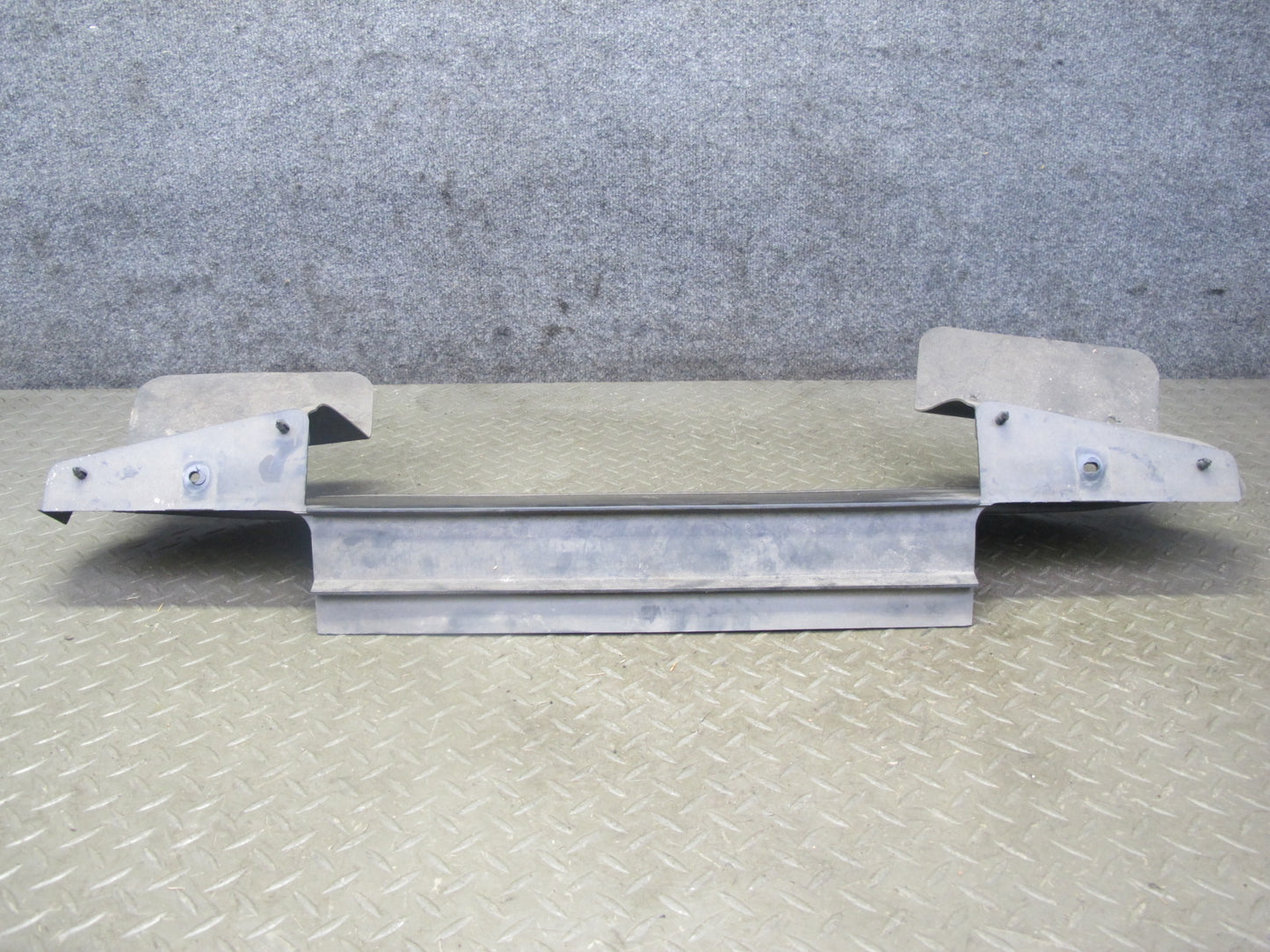 06-10 Pontiac Solstice Saturn SKY Front Bumper Air Deflector Splash Guard OEM