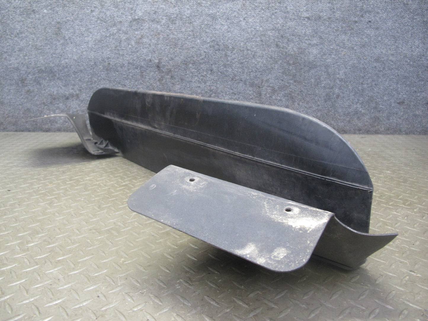 06-10 Pontiac Solstice Saturn SKY Front Bumper Air Deflector Splash Guard OEM