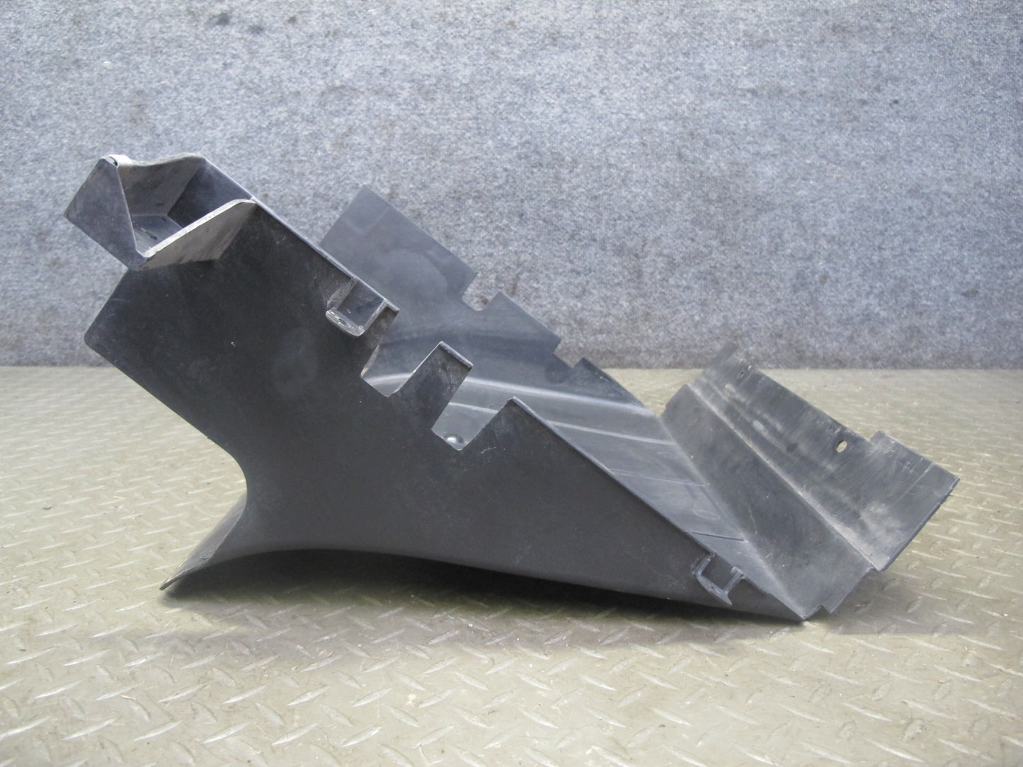 06-09 Pontiac Solstice Front Engine Body Splash Shield Guard Cover 20K Miles OEM