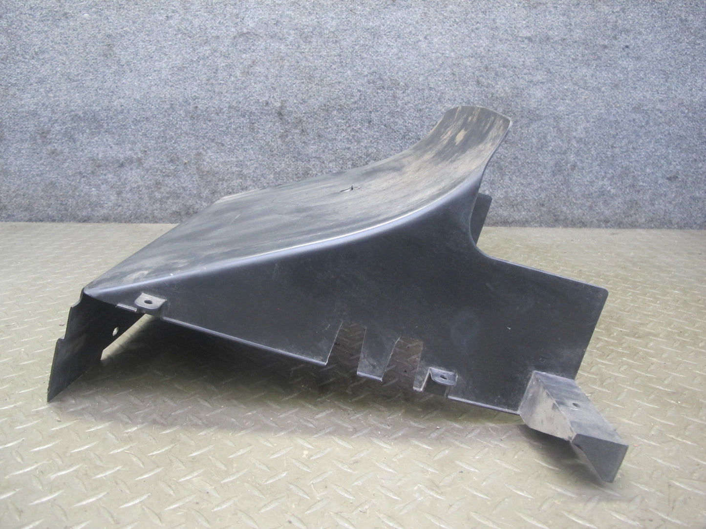 06-09 Pontiac Solstice Front Engine Body Splash Shield Guard Cover 20K Miles OEM