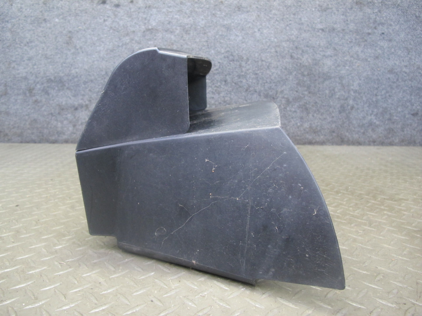 06-09 Pontiac Solstice Front Bumper Lower Shield Air Duct Fascia Grille 20K OEM