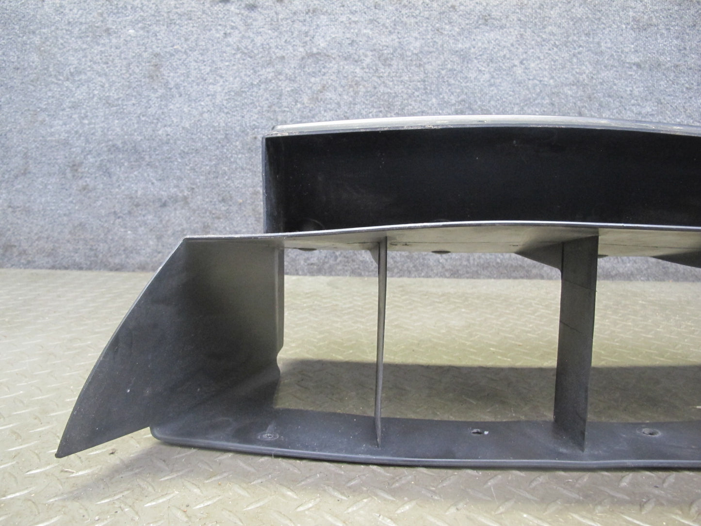 06-09 Pontiac Solstice Front Bumper Lower Shield Air Duct Fascia Grille 20K OEM