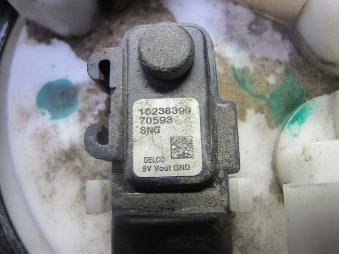 06-07 Pontiac Solstice Saturn SKY 2.4L Fuel Pump Level Sensor Assembly 20K OEM