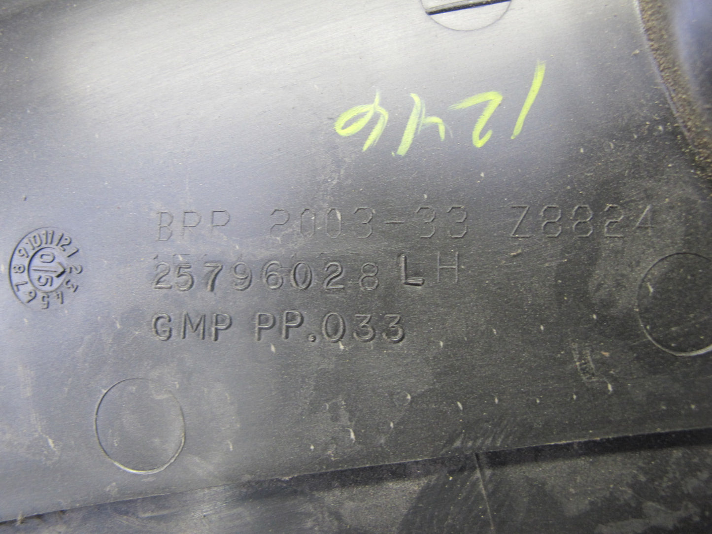 06-10 Pontiac Solstice SKY Conv Rear Left Pillar Speaker Trim Cover Panel OEM