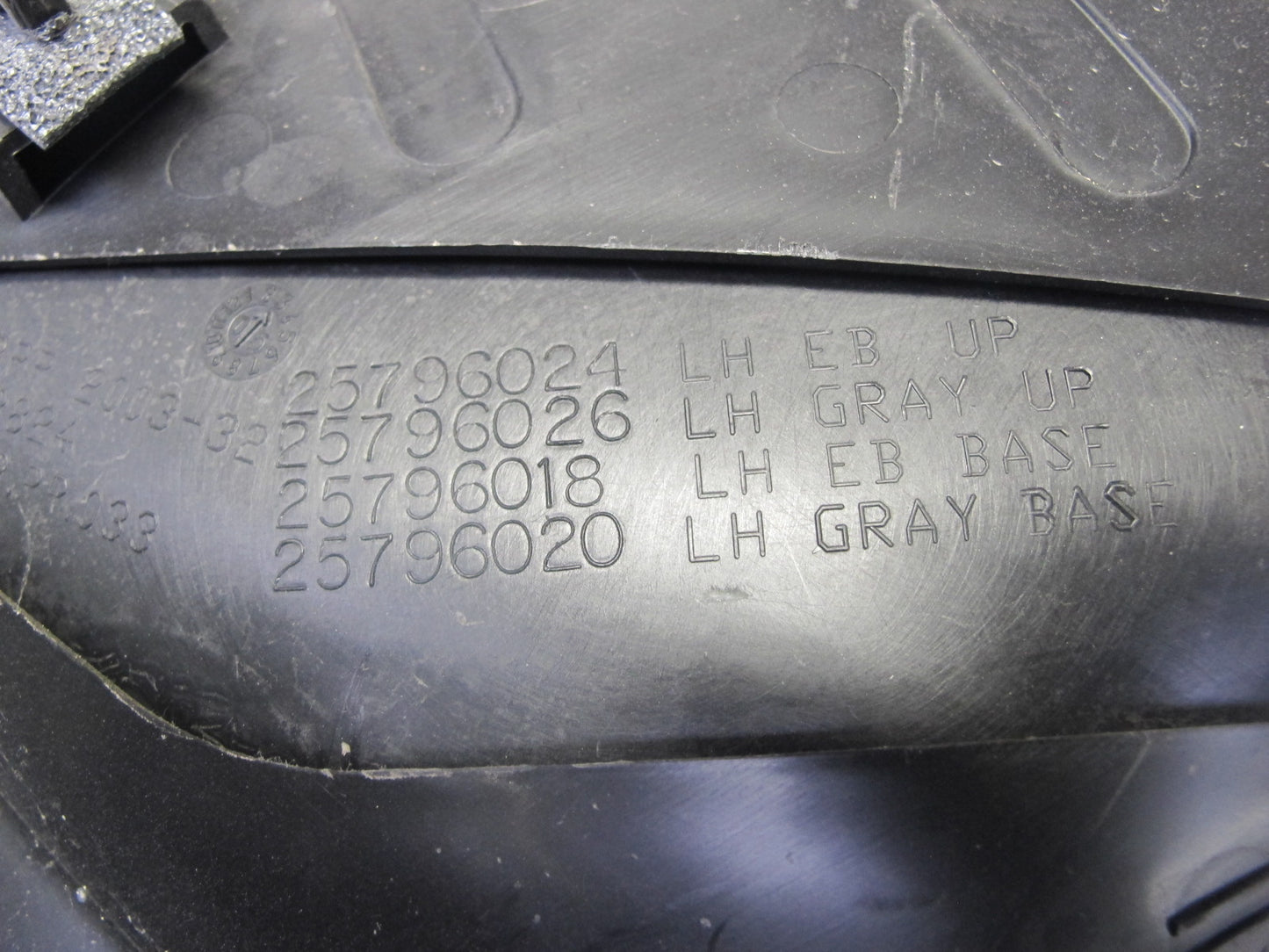 06-10 Pontiac Solstice SKY Conv Rear Left Pillar Speaker Trim Cover Panel OEM