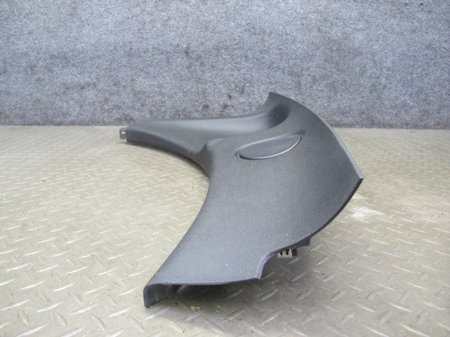 06-10 Pontiac Solstice SKY Conv Rear Left Pillar Speaker Trim Cover Panel OEM