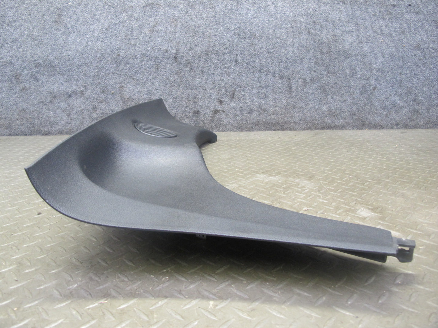 06-10 Pontiac Solstice SKY Conv Rear Left Pillar Speaker Trim Cover Panel OEM