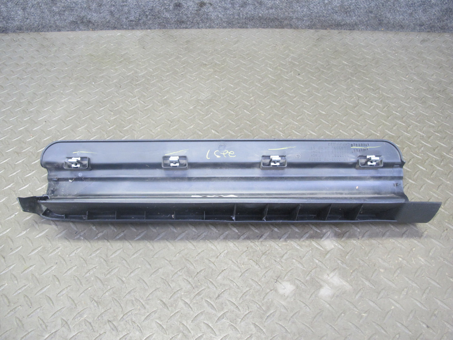 06-09 Pontiac Solstice Set of 2 Left & Right Door Sill Scuff Plate Trim Set OEM