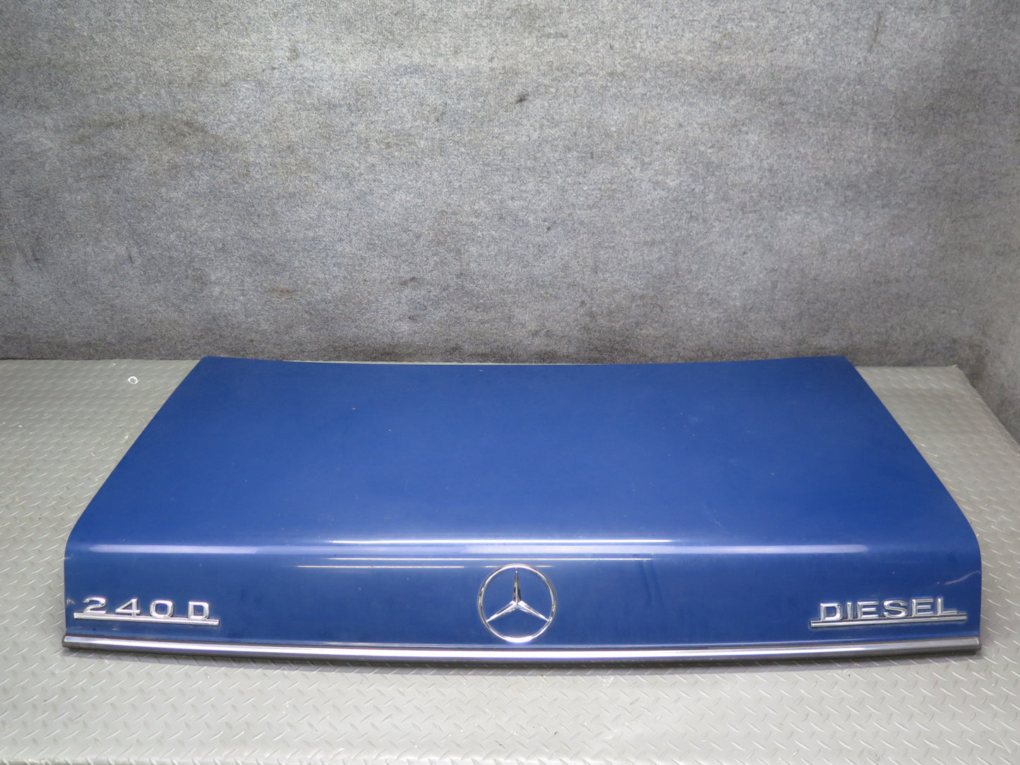 77-85 Mercedes W123 Sedan Rear Trunk Deck Lid Shell Cover Panel Blue OEM