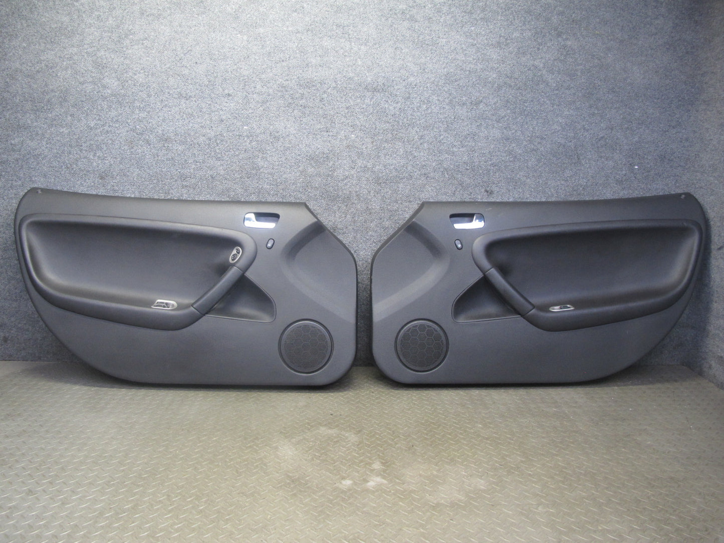 07-08 Pontiac Solstice Set of 2 Door Interior Trim Cover Panel Black 20K OEM