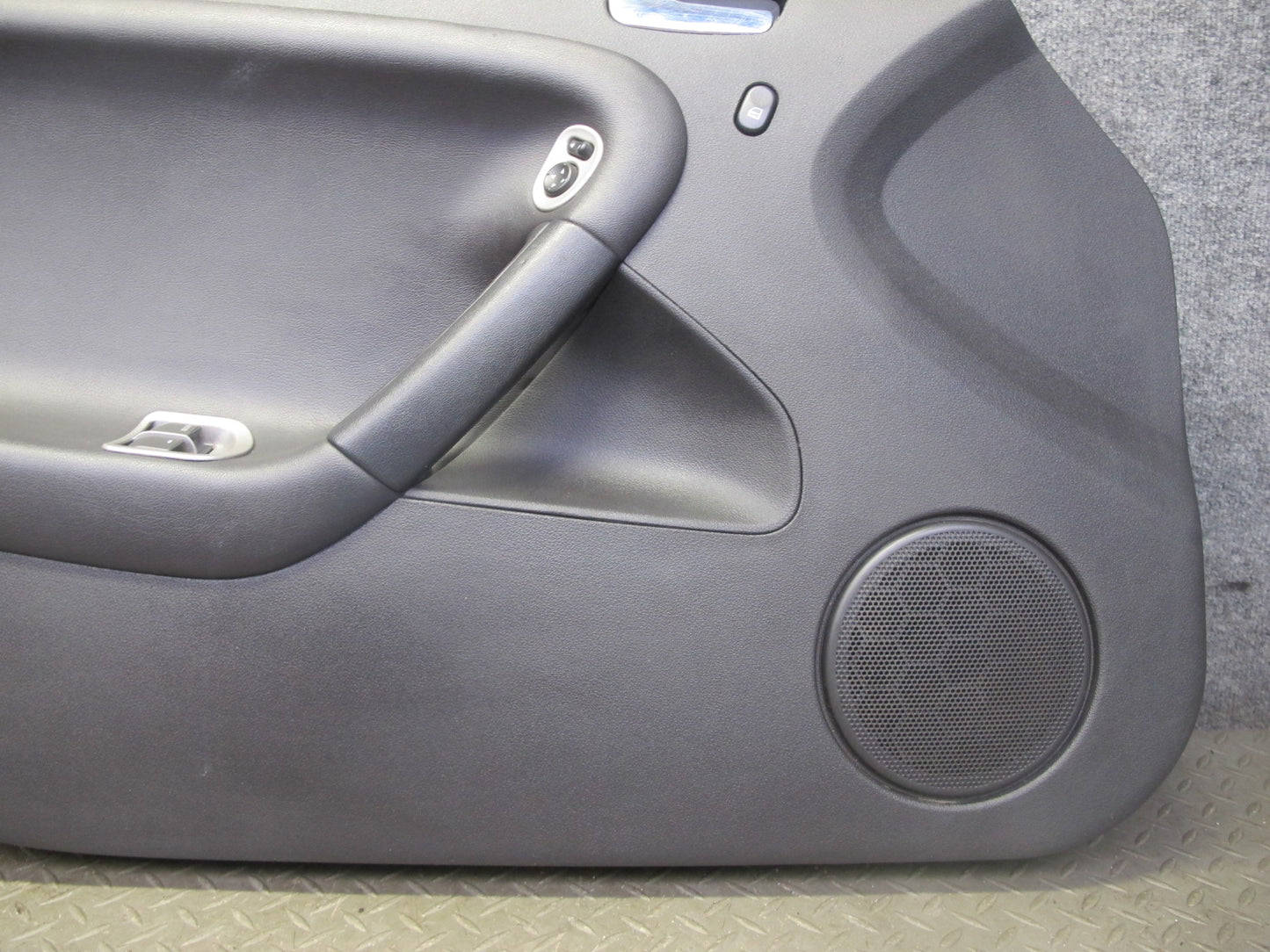 07-08 Pontiac Solstice Set of 2 Door Interior Trim Cover Panel Black 20K OEM