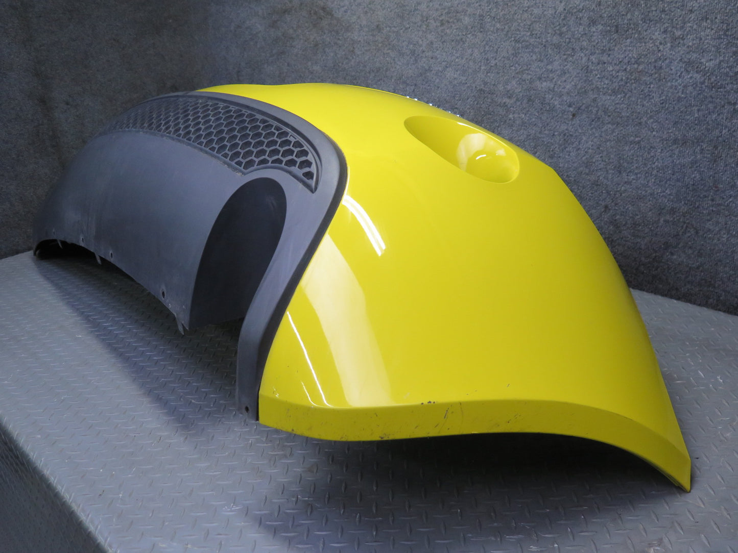 06-09 Pontiac Solstice 2.4L Rear Bumper Cover Yellow 20K Miles OEM