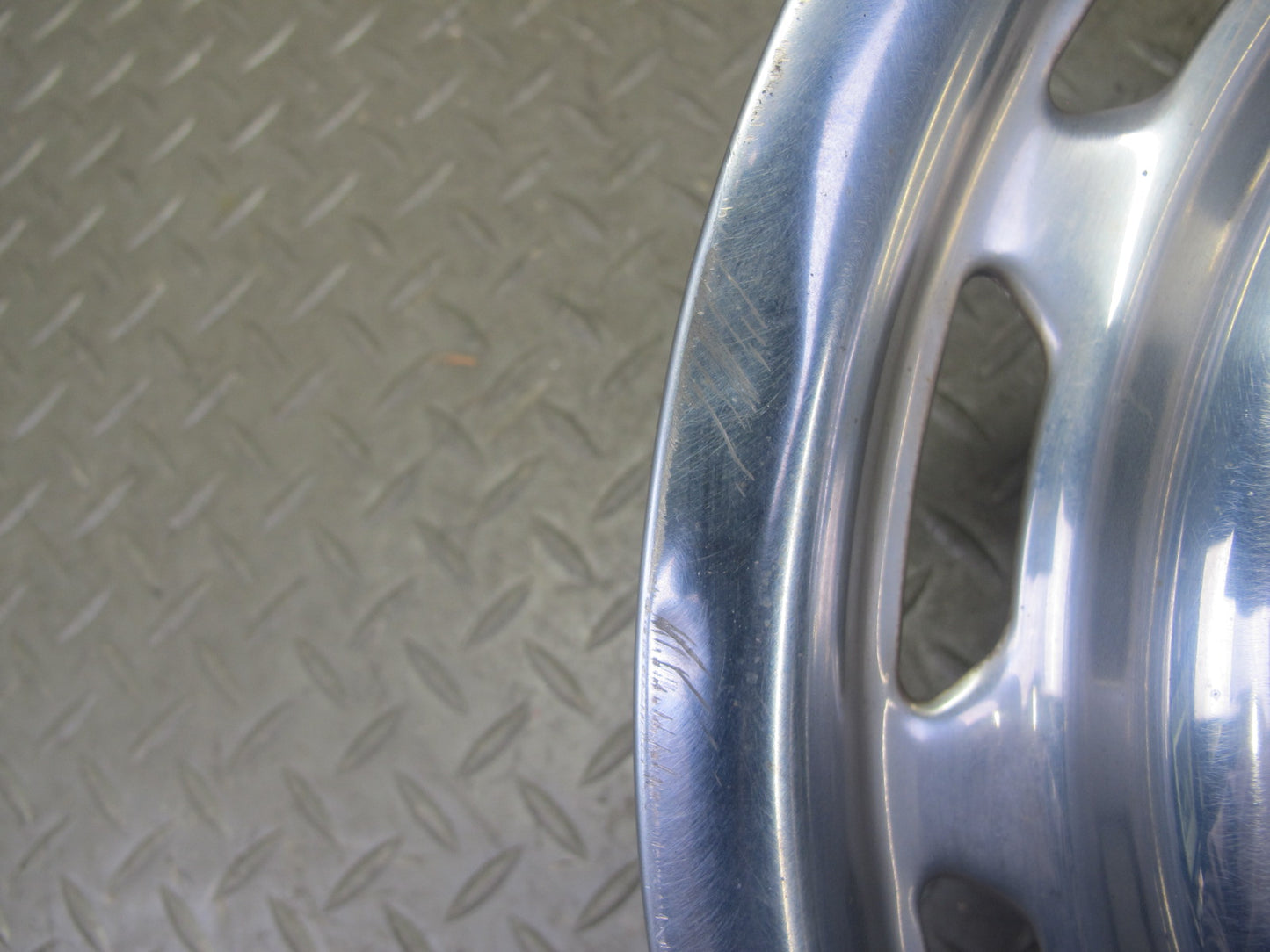 74-85 Mercedes W123 Set of 4 R14 14" Hubcaps Hub Cap Wheel Cover Blue OEM