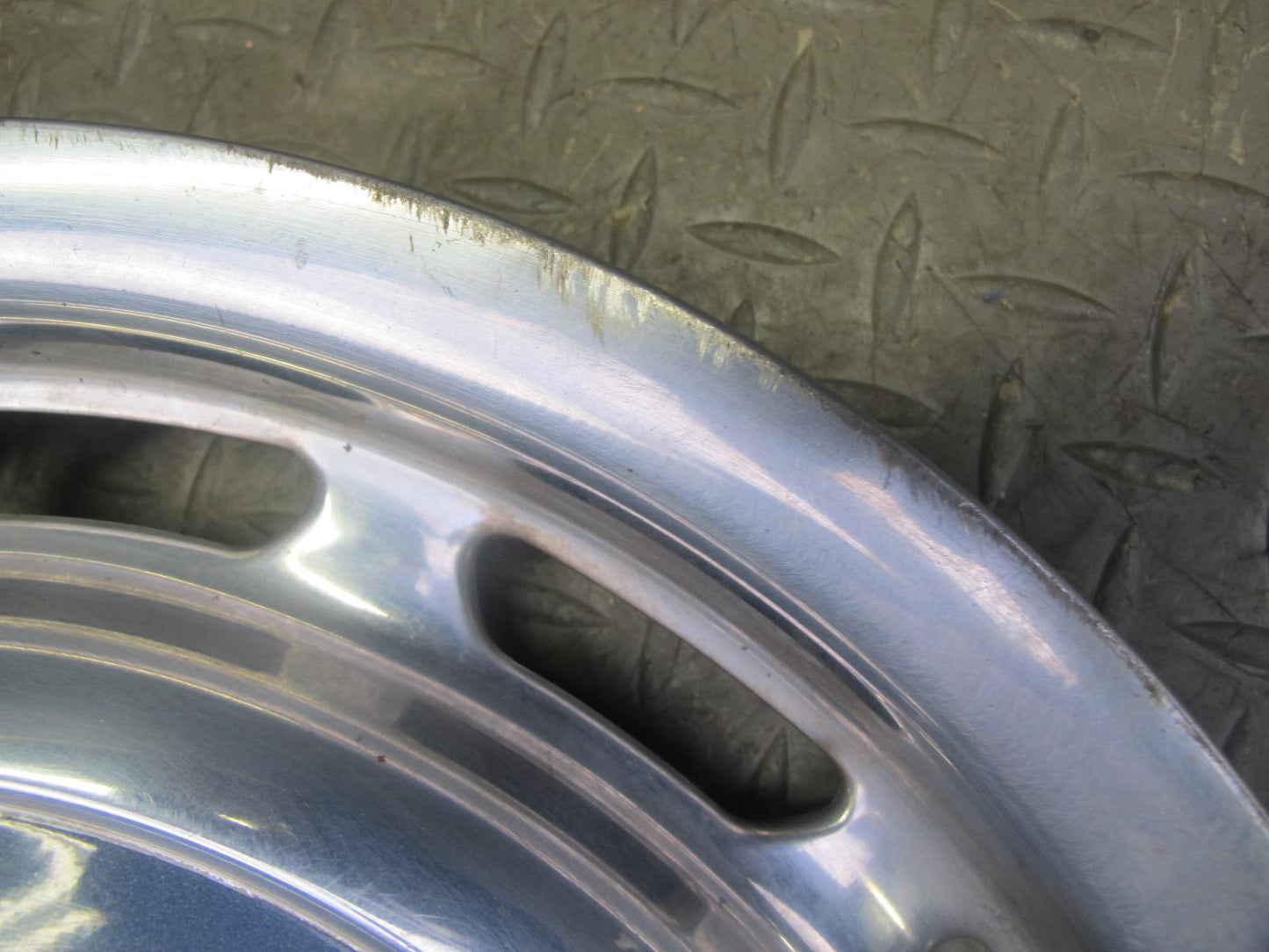 74-85 Mercedes W123 Set of 4 R14 14" Hubcaps Hub Cap Wheel Cover Blue OEM