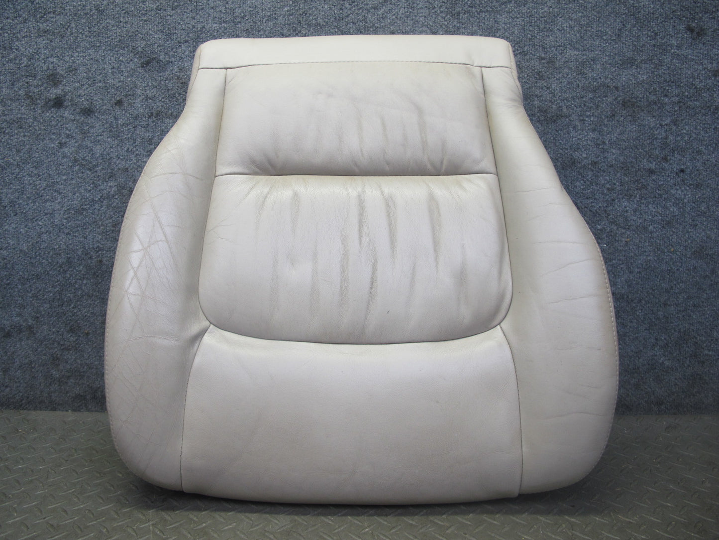 2003-2007 Lexus LX470 J100 Front Right Passenger Side Seat Lower Cushion Ivory