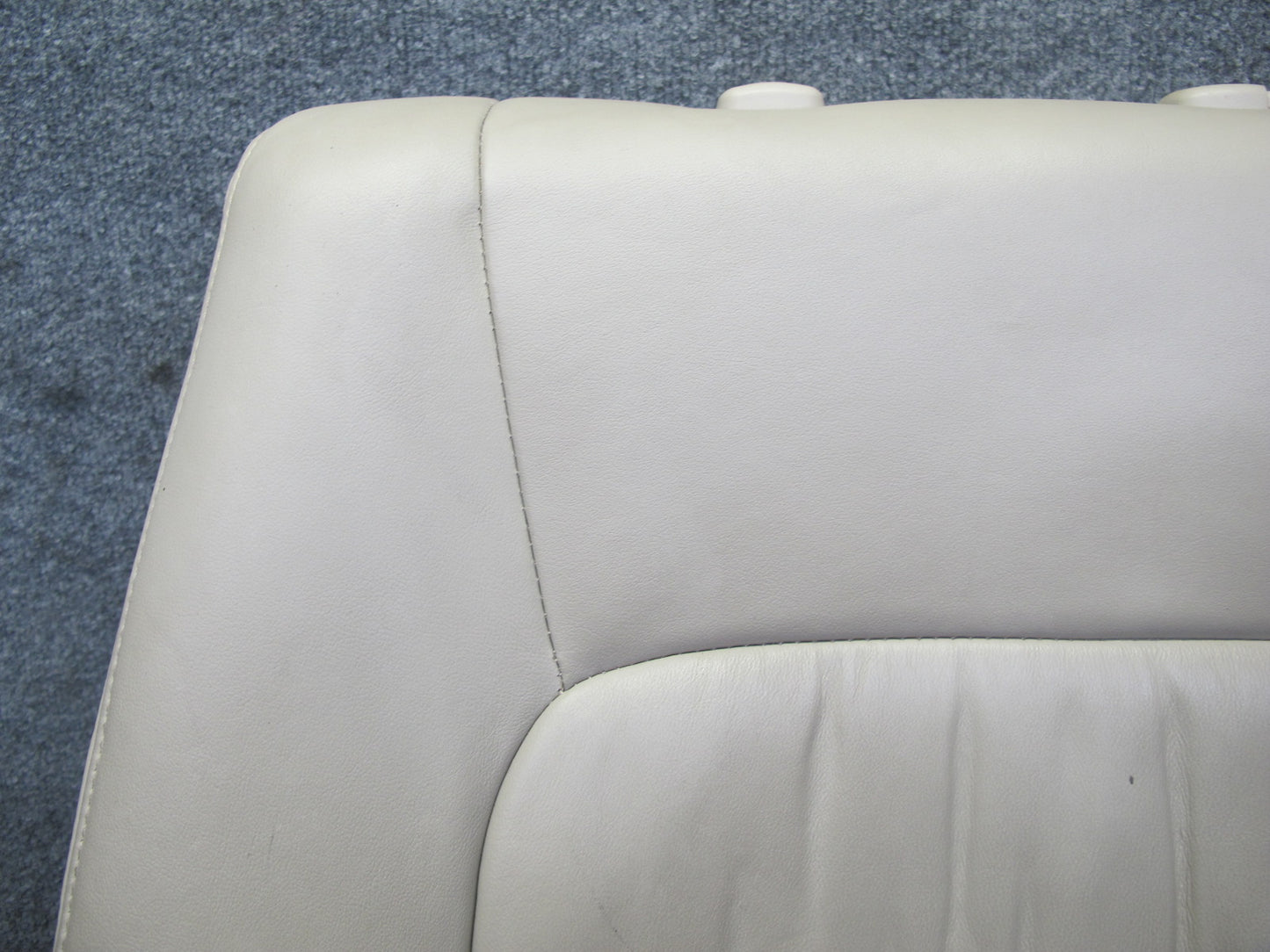 2003-2007 Lexus LX470 Front Right Passenger Side Seat Upper Cushion Ivory