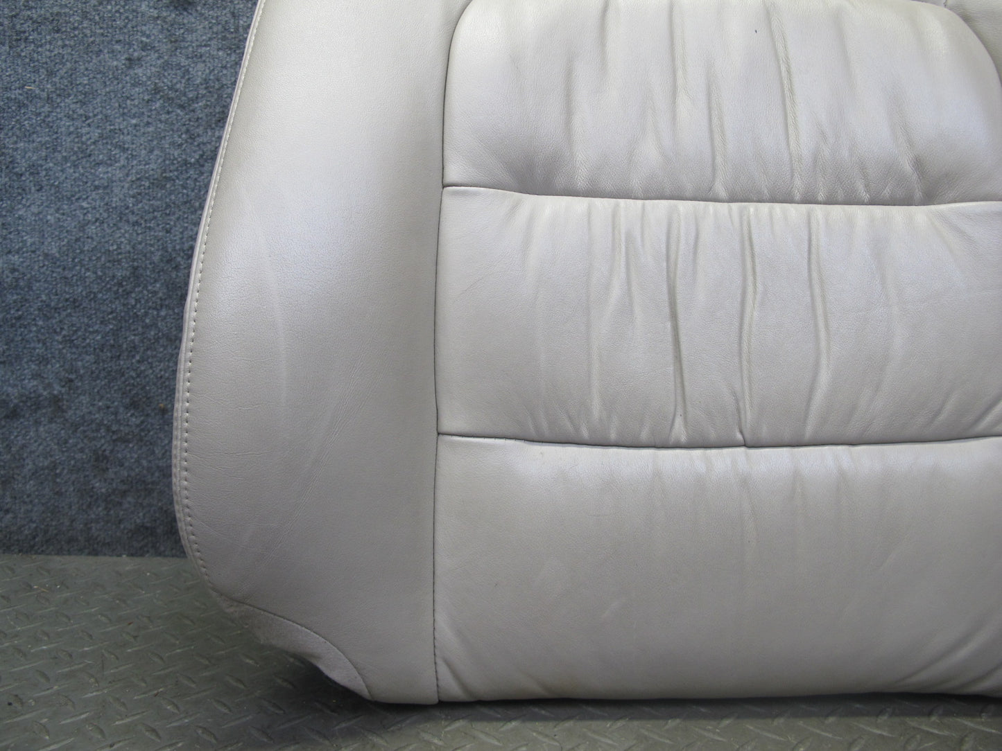 2003-2007 Lexus LX470 Front Right Passenger Side Seat Upper Cushion Ivory