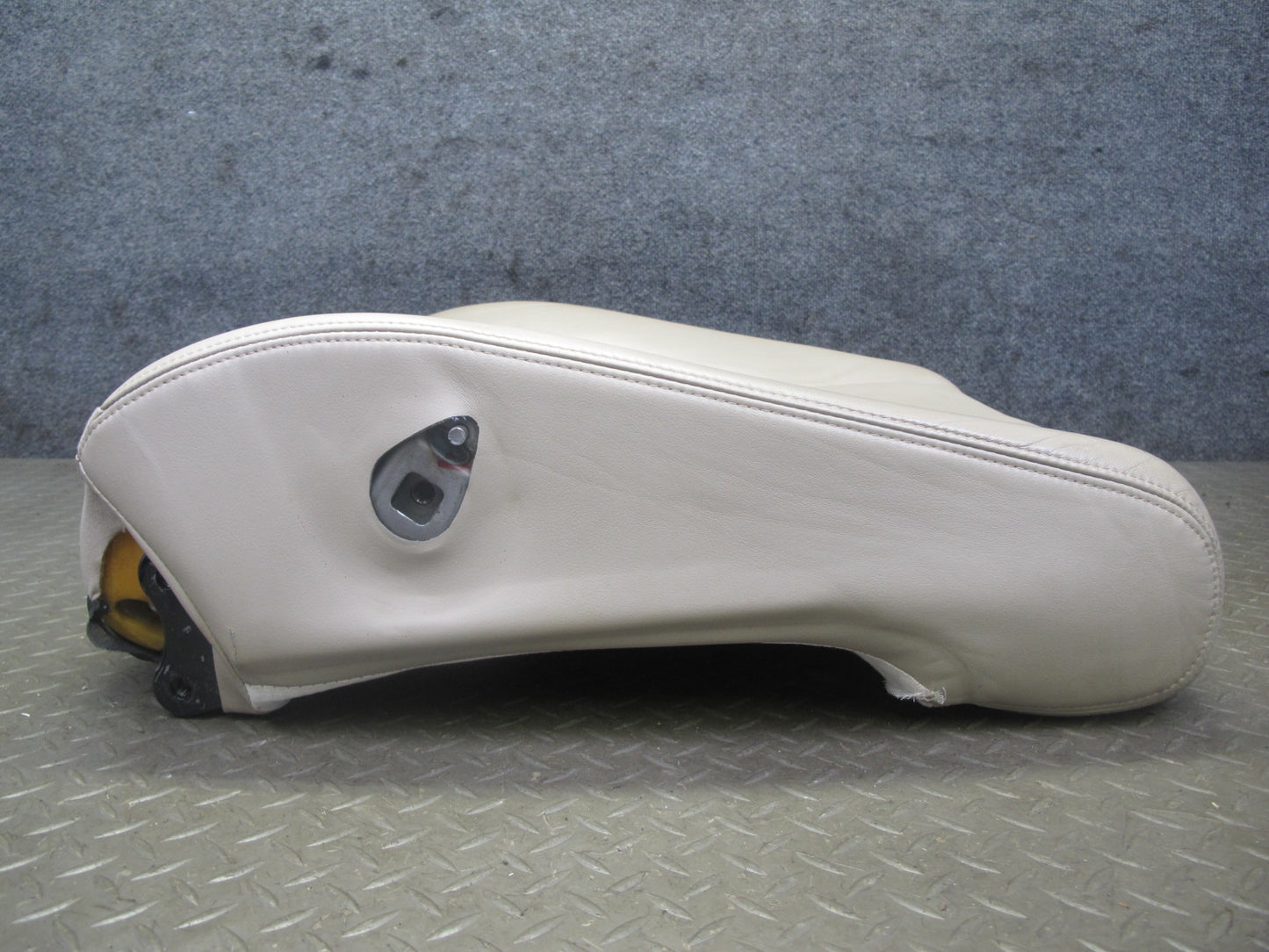 2003-2007 Lexus LX470 Front Right Passenger Side Seat Upper Cushion Ivory