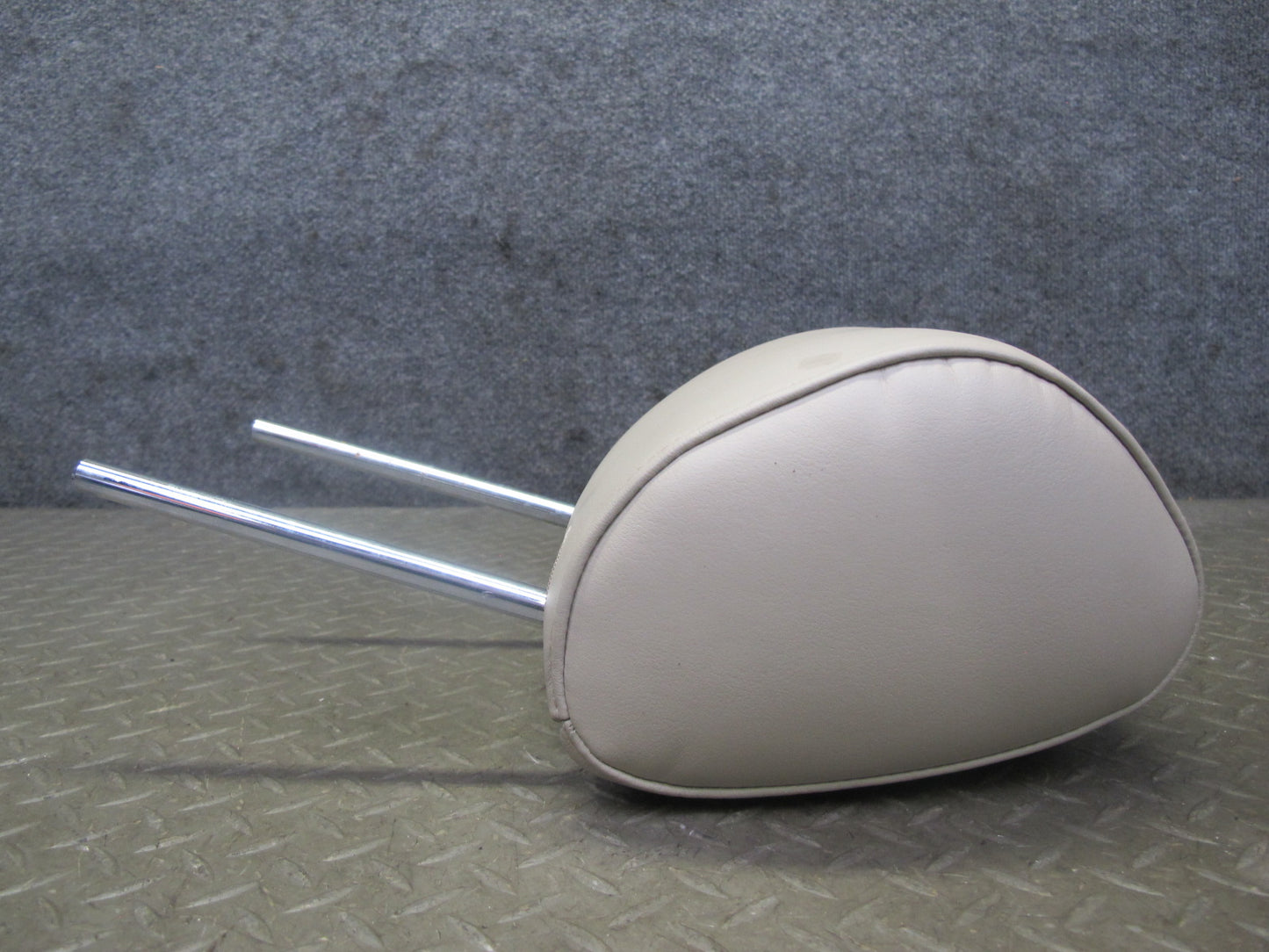 2003-2007 Lexus J100 LX470 Front Left & Right Leather Seat Headrest Set of 2