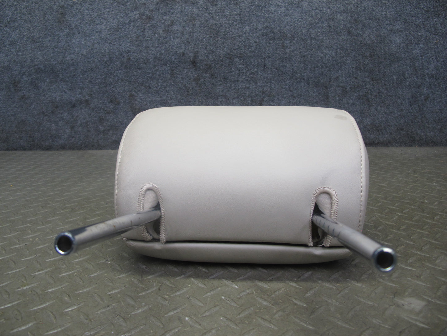 2003-2007 Lexus J100 LX470 Front Left & Right Leather Seat Headrest Set of 2