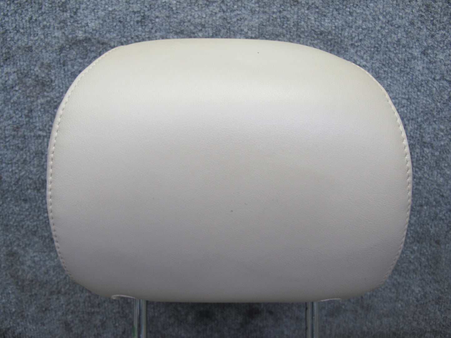 2003-2007 Lexus J100 LX470 Front Left & Right Leather Seat Headrest Set of 2