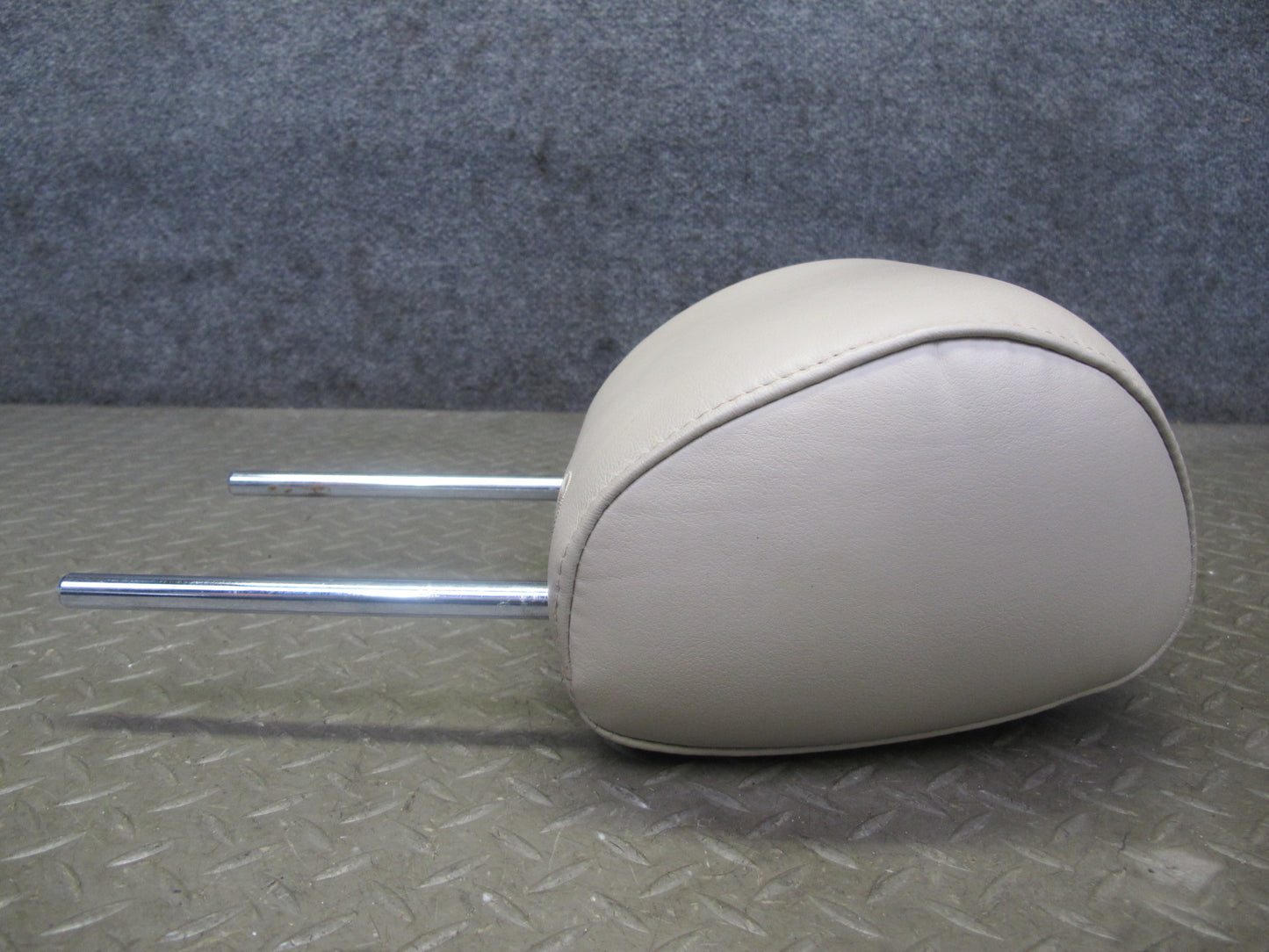 2003-2007 Lexus J100 LX470 Front Left & Right Leather Seat Headrest Set of 2