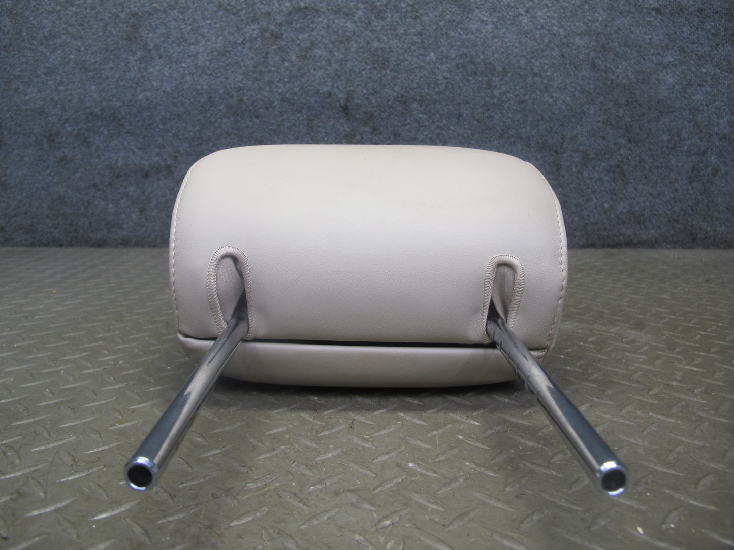 2003-2007 Lexus J100 LX470 Front Left & Right Leather Seat Headrest Set of 2