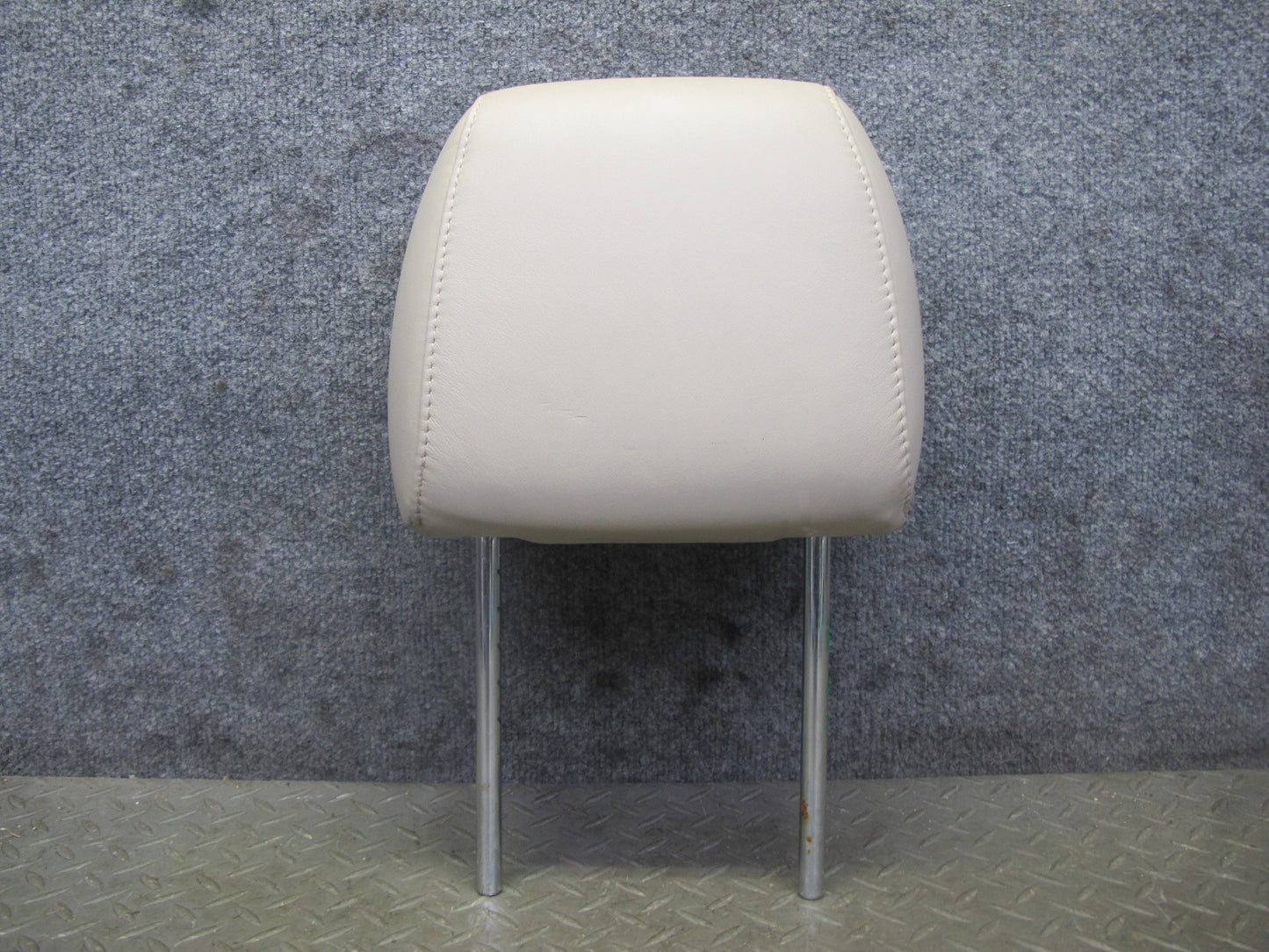 2003-2007 Lexus J100 LX470 Front Left & Right Leather Seat Headrest Set of 2