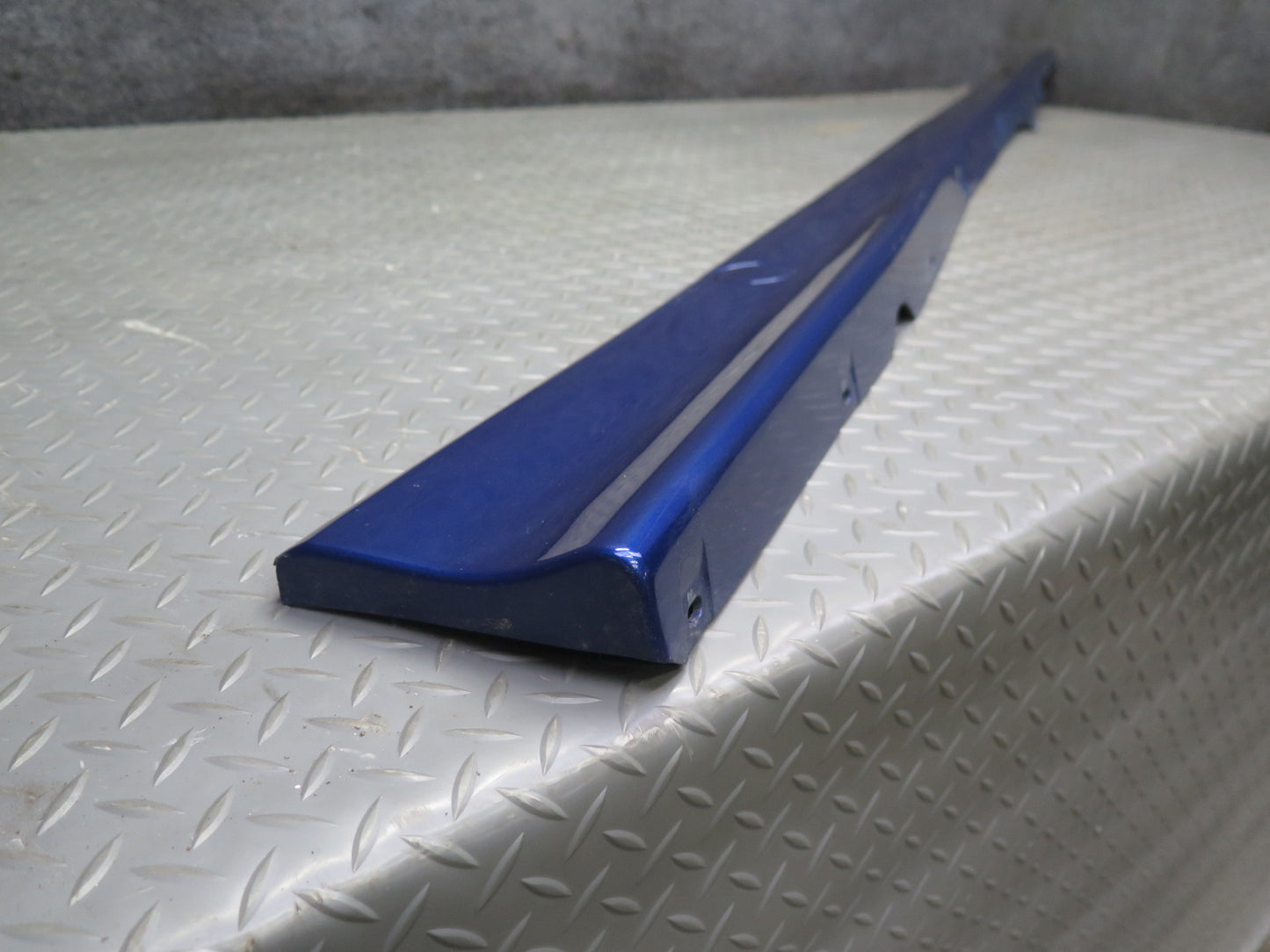 94-99 BMW E36 328ic 2DOOR M-tech Set of 2 Side Skirt Rocker Panel Molding OEM