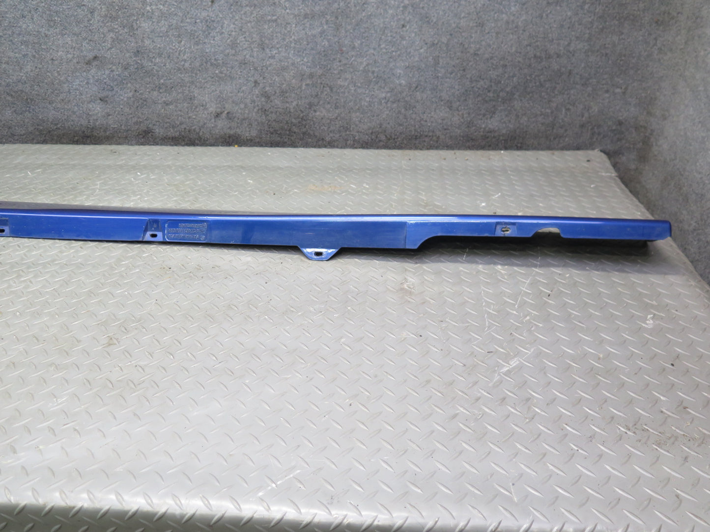 94-99 BMW E36 328ic 2DOOR M-tech Set of 2 Side Skirt Rocker Panel Molding OEM