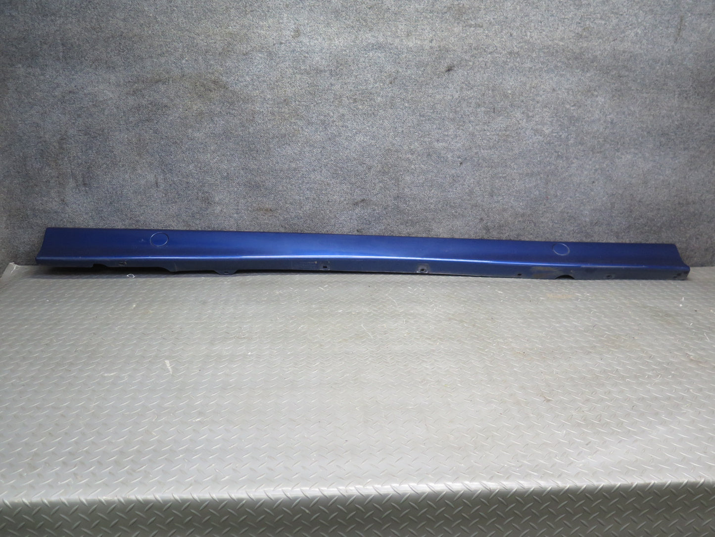 94-99 BMW E36 328ic 2DOOR M-tech Set of 2 Side Skirt Rocker Panel Molding OEM