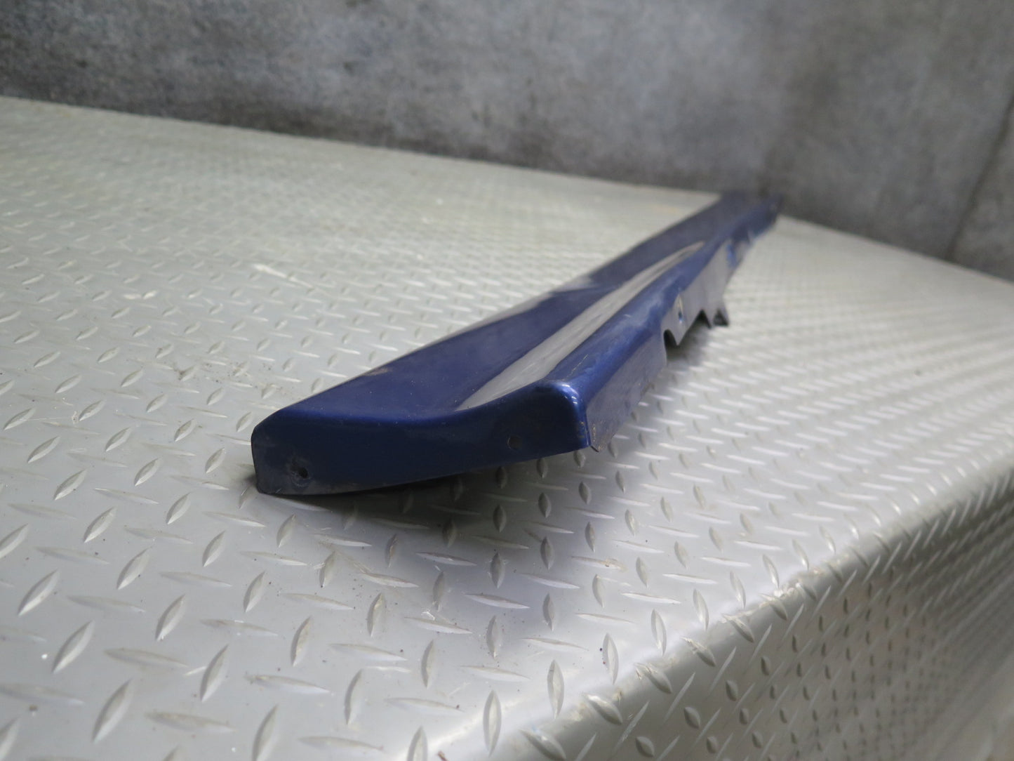 94-99 BMW E36 328ic 2DOOR M-tech Set of 2 Side Skirt Rocker Panel Molding OEM