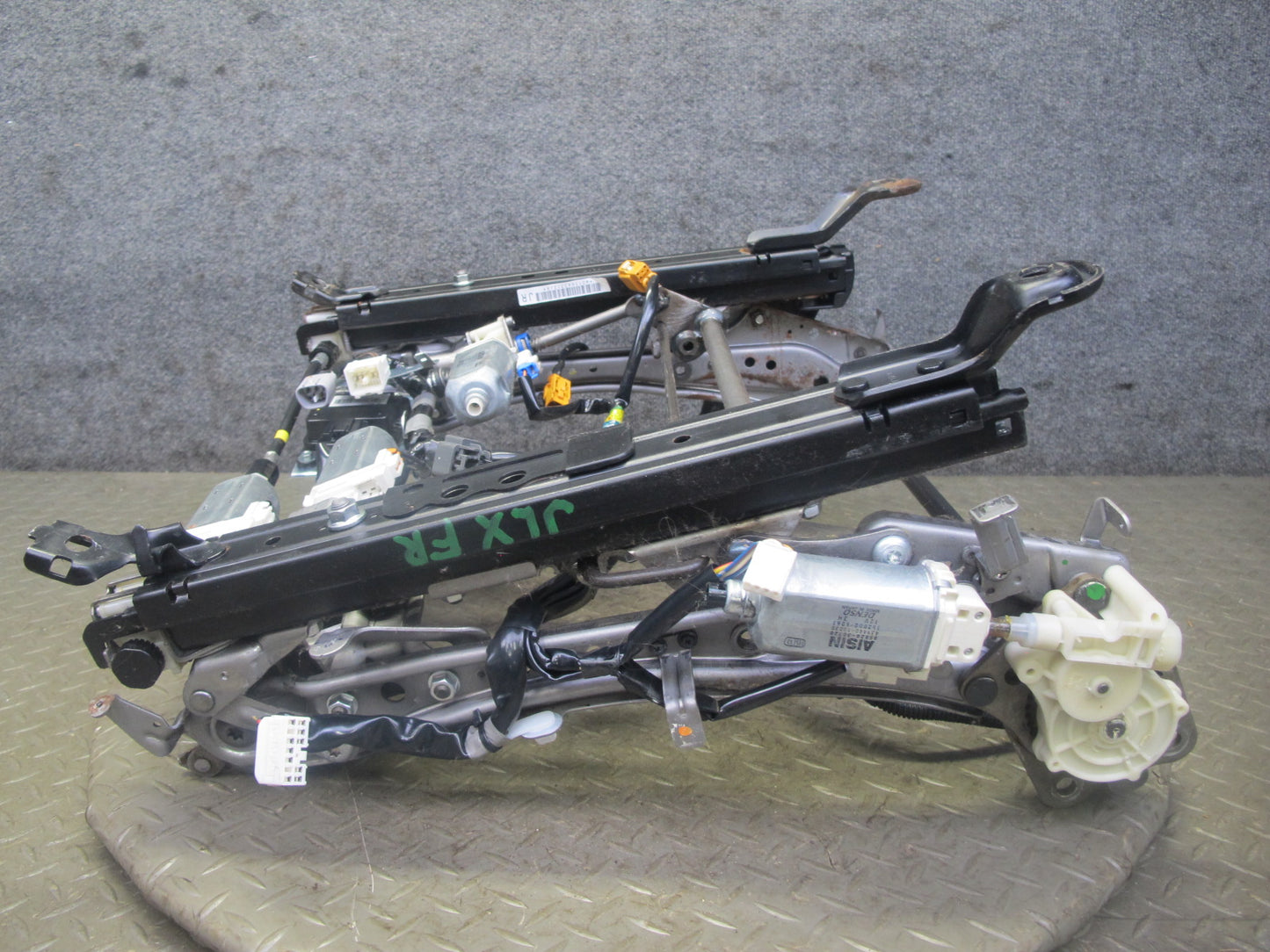 2003-2007 Lexus LX470 Front Right Passenger Side Lower Seat Track Frame W/ Motor