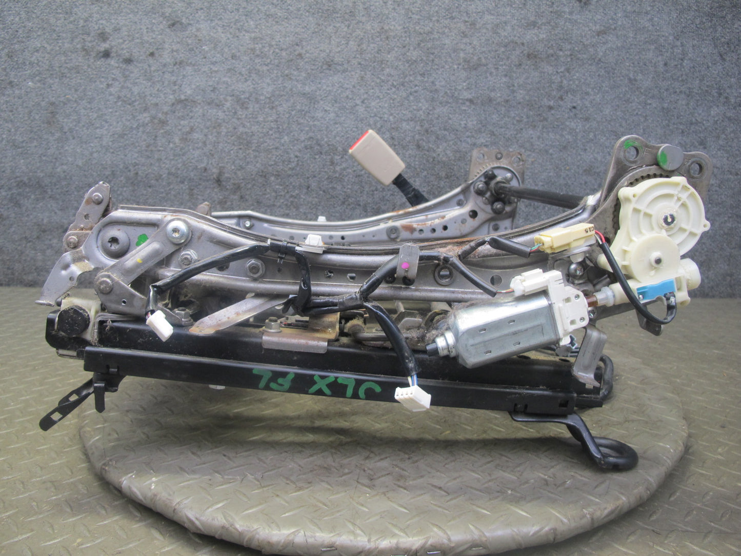 2003-2007 Lexus LX470 Front Left Driver Side Lower Seat Track Frame W/ Motor