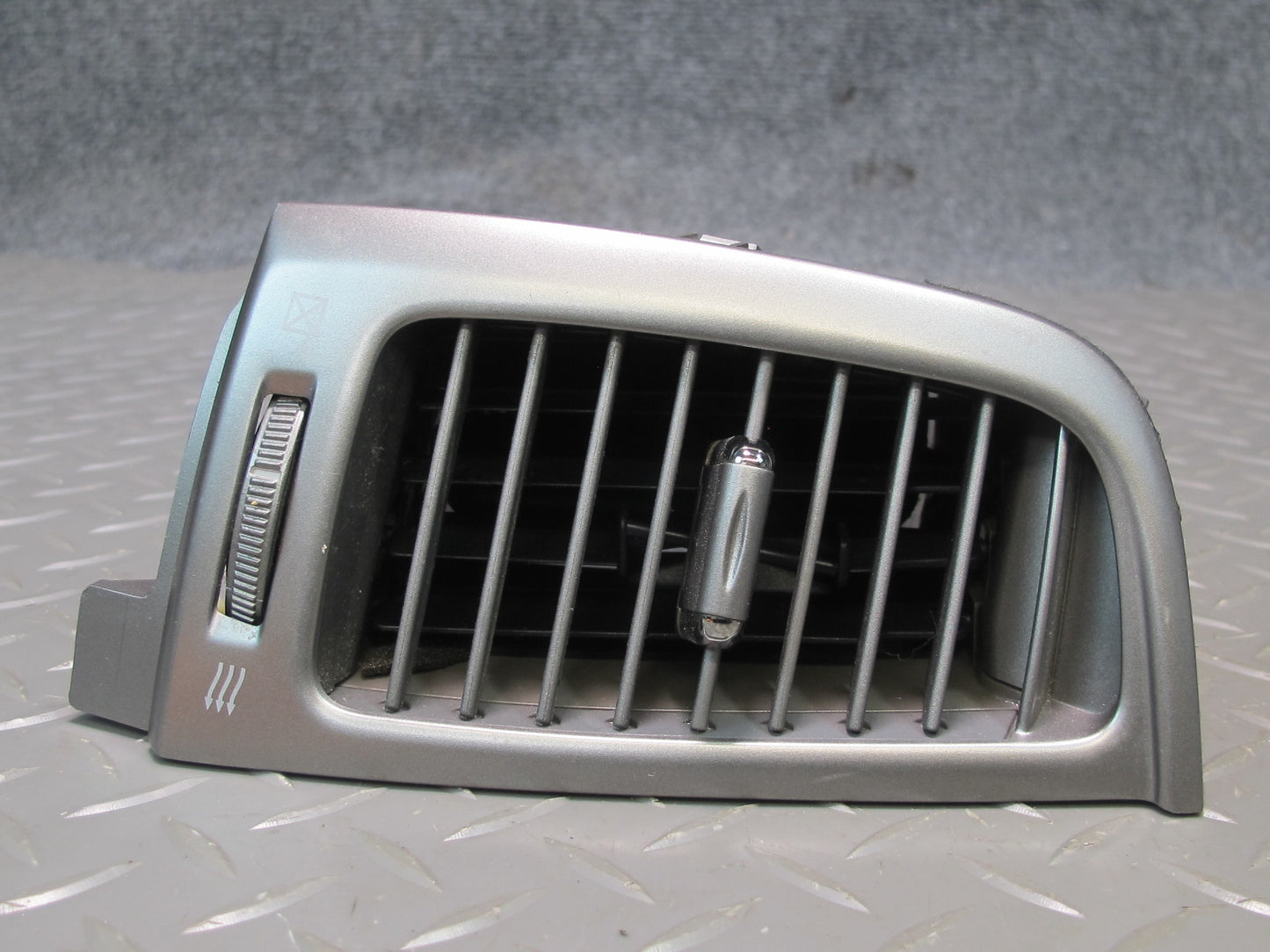03-07 Lexus LX470 Dash Center Left & Right A/C Heater Air Vent Grille Set of 4