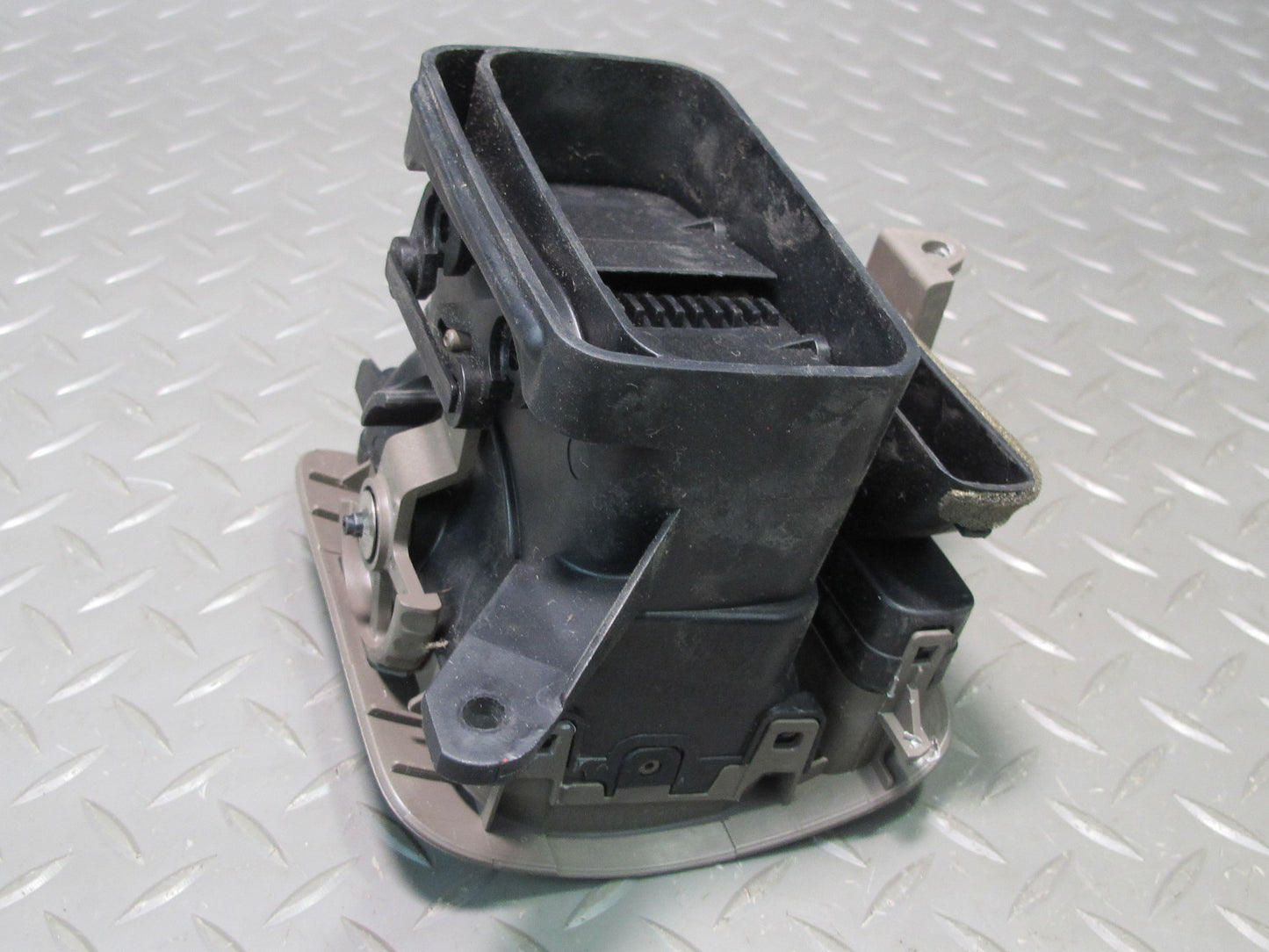 03-07 Lexus LX470 Dash Center Left & Right A/C Heater Air Vent Grille Set of 4