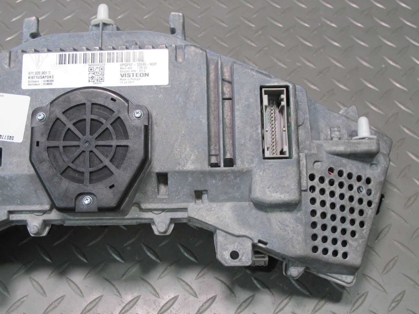 17-20 Porsche Panamera 971 2.9L Instrument Cluster Gauge Speedometer 971920909G