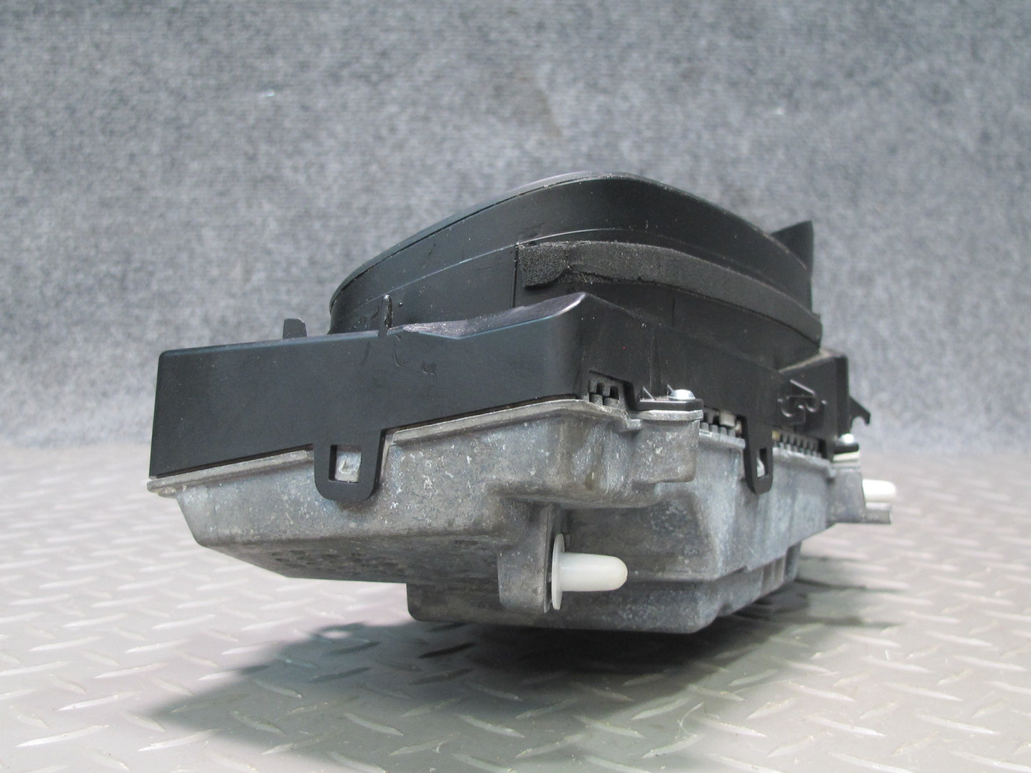 17-20 Porsche Panamera 971 2.9L Instrument Cluster Gauge Speedometer 971920909G