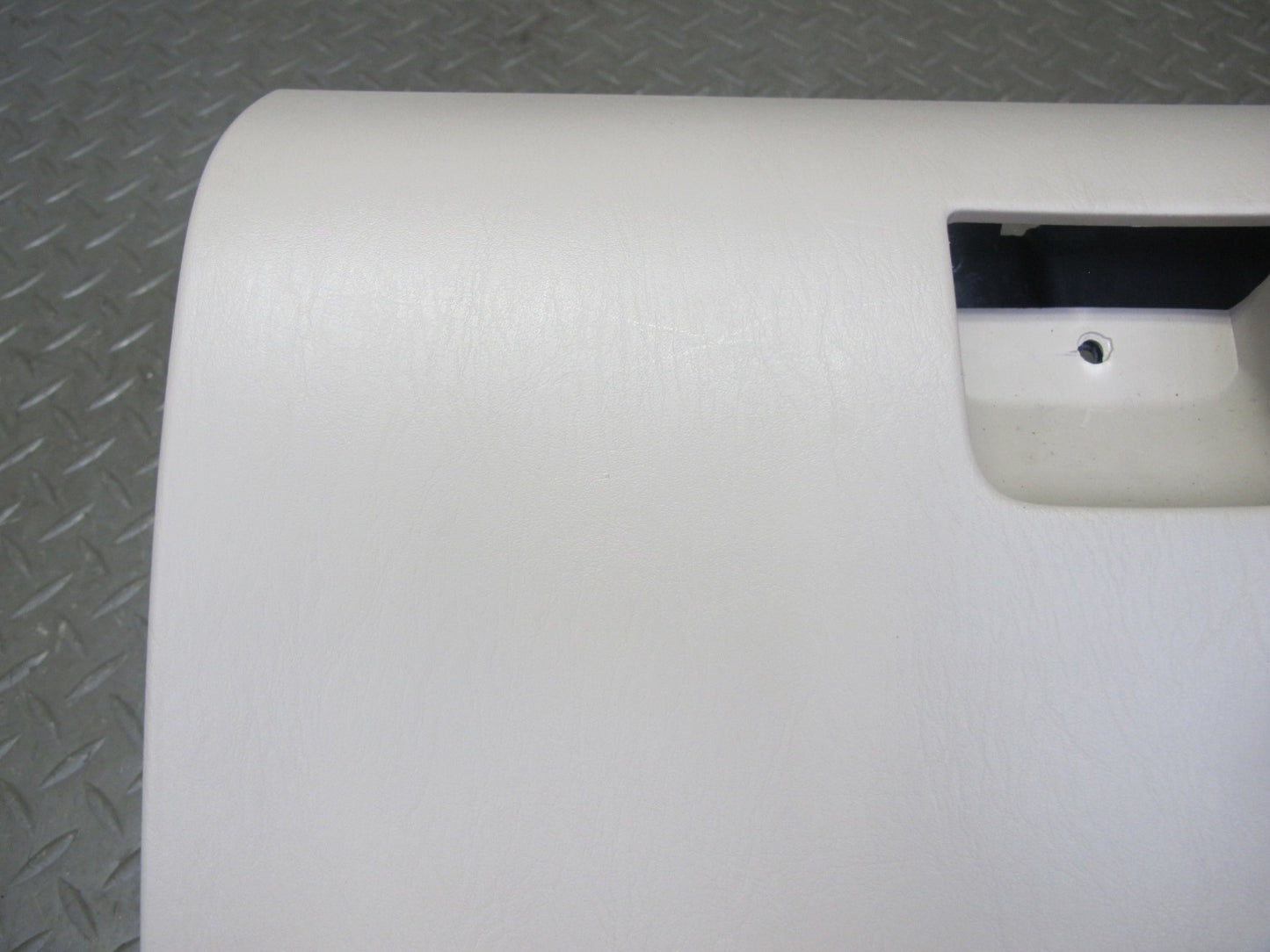 2003-2007 Lexus LX470 J100 Front Right Side Dash Glove Box Storage Compartment