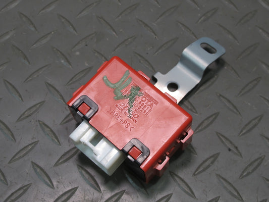 2003-2007 Lexus UZJ100L LX470 Towing Converter Computer Control Module