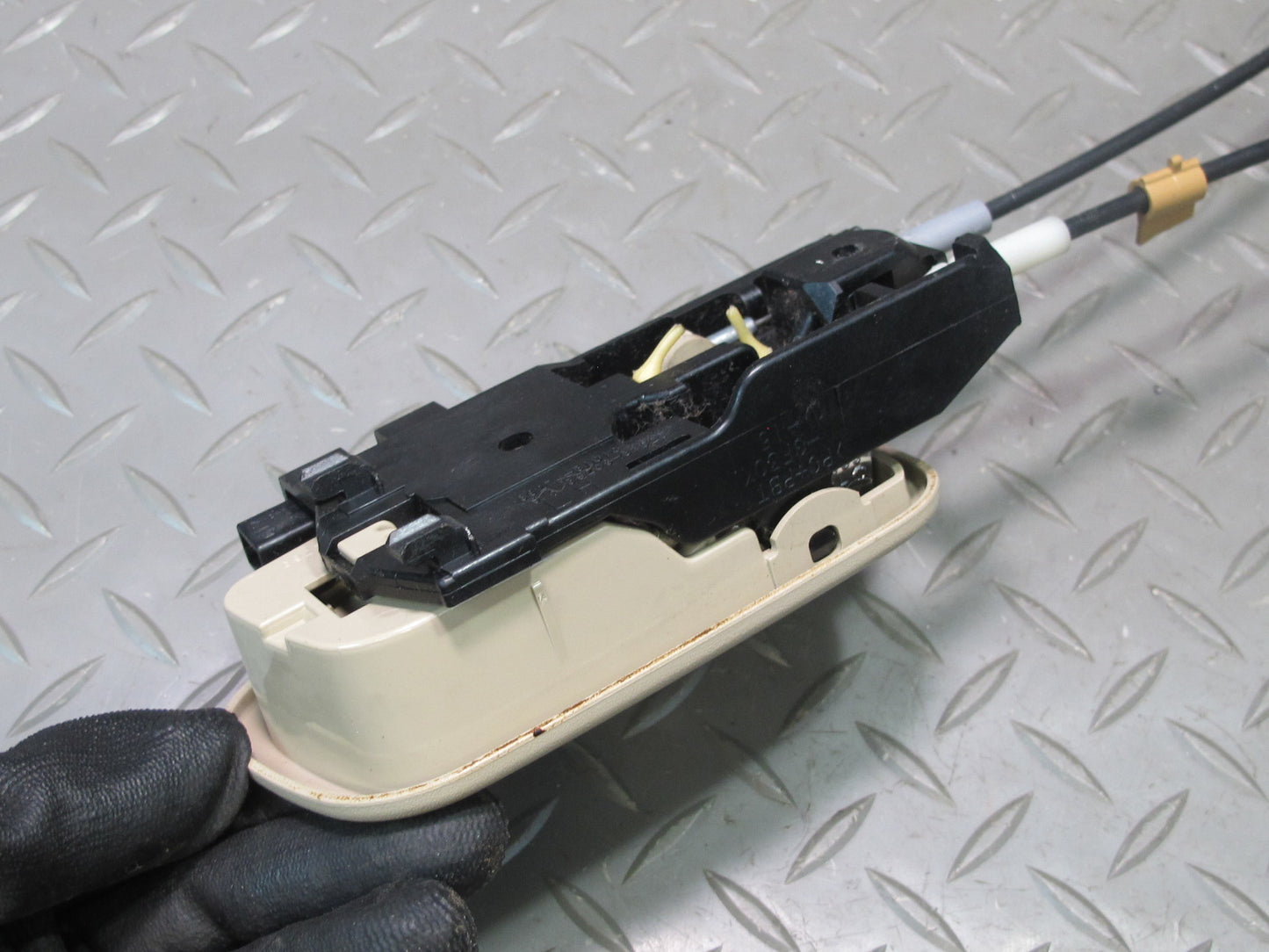 2003-2007 Lexus UZJ100L LX470 Rear Left Door Lock Latch Actuator W/ Handle