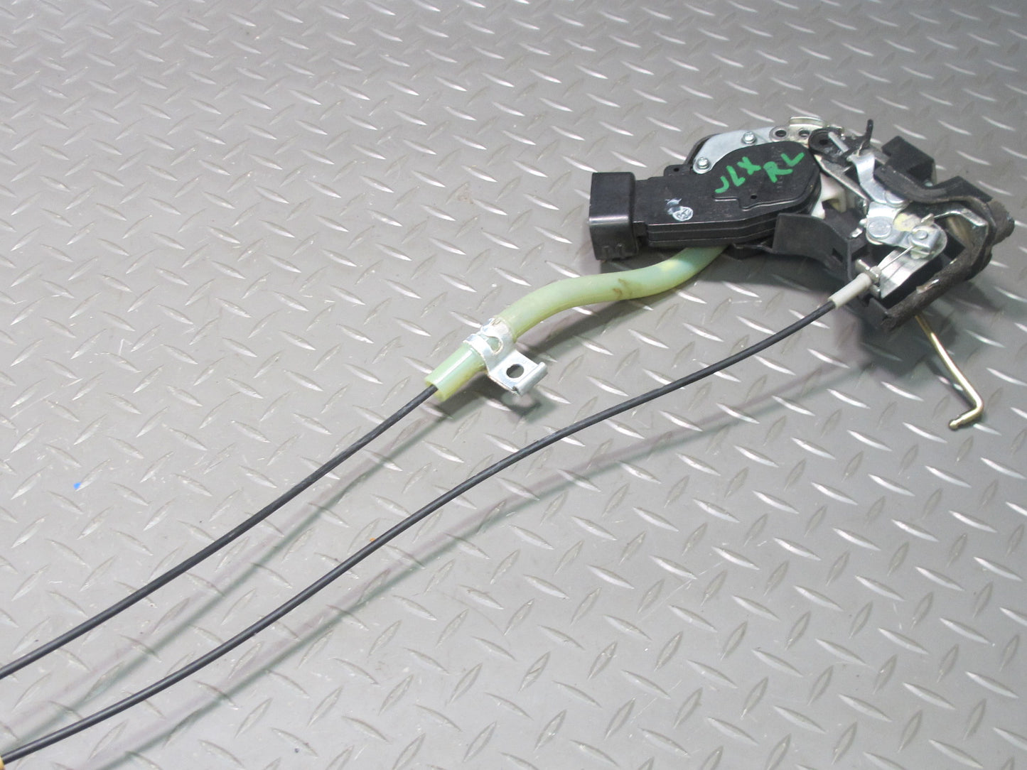 2003-2007 Lexus UZJ100L LX470 Rear Left Door Lock Latch Actuator W/ Handle