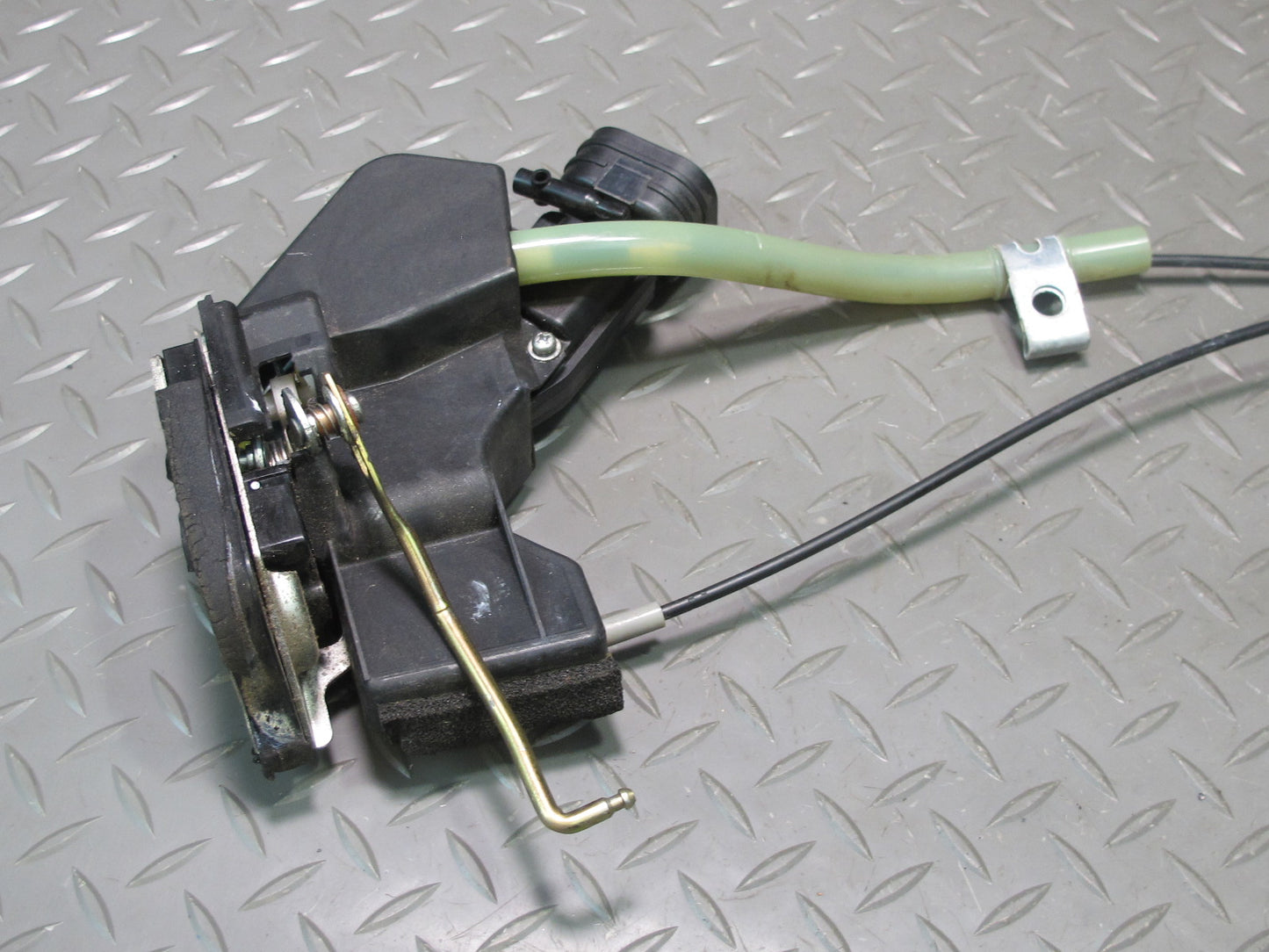 2003-2007 Lexus UZJ100L LX470 Rear Left Door Lock Latch Actuator W/ Handle