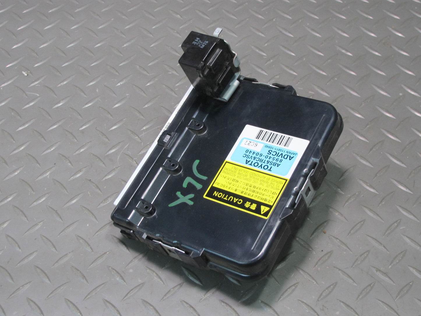 2005-2007 Lexus UZJ100L LX470 ABS VSC Traction Skid Stability Control Module