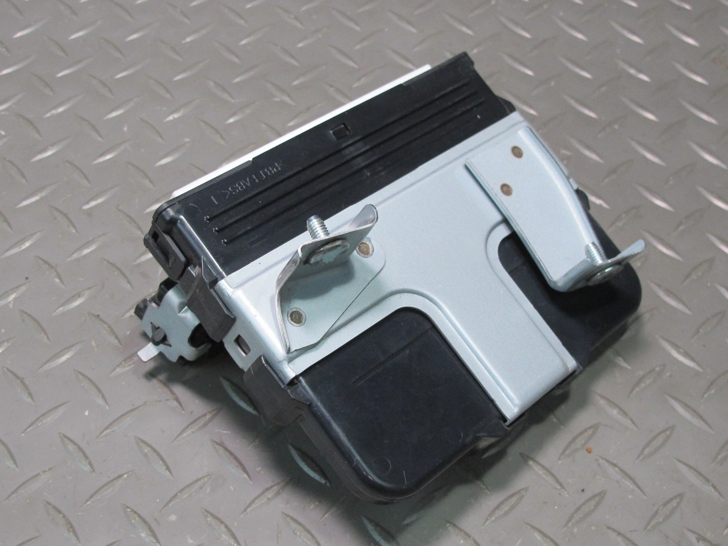 2005-2007 Lexus UZJ100L LX470 ABS VSC Traction Skid Stability Control Module