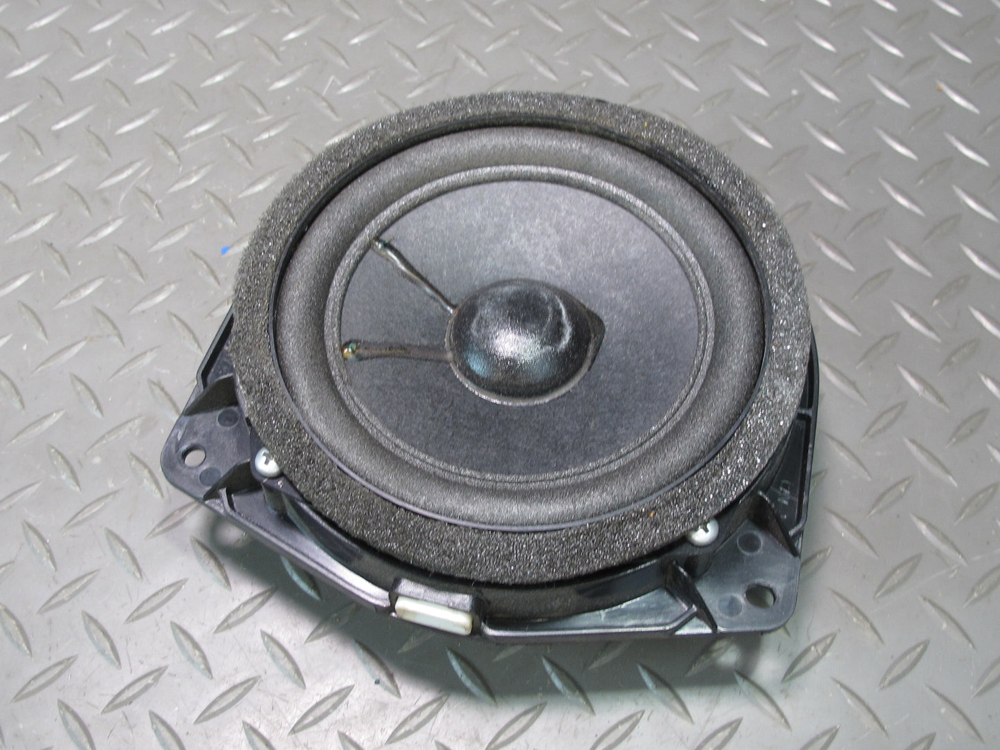 2003-2007 Lexus UZJ100L LX470 Front Door Mark Levinson Door Speaker Set of 2