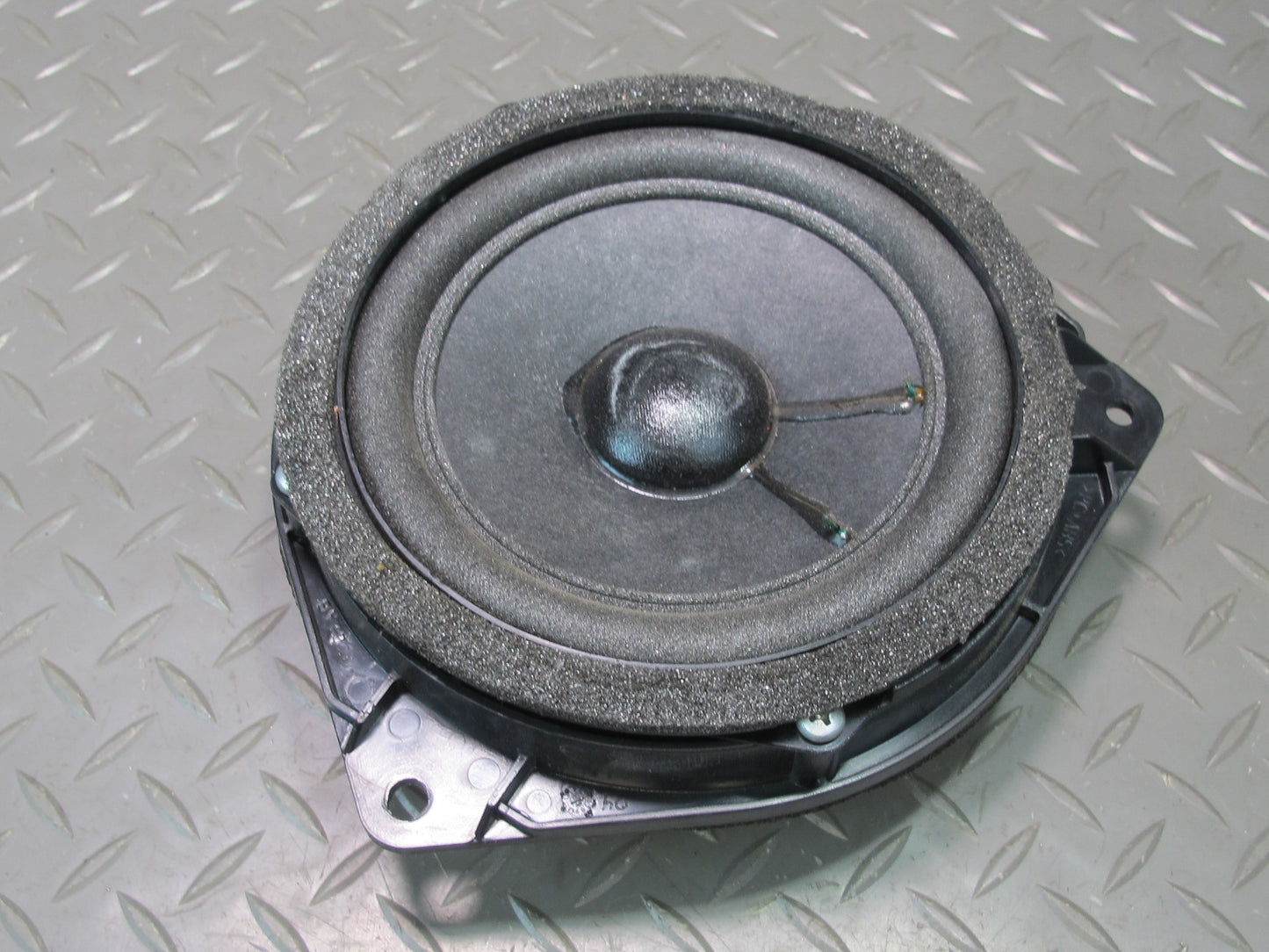 2003-2007 Lexus UZJ100L LX470 Front Door Mark Levinson Door Speaker Set of 2