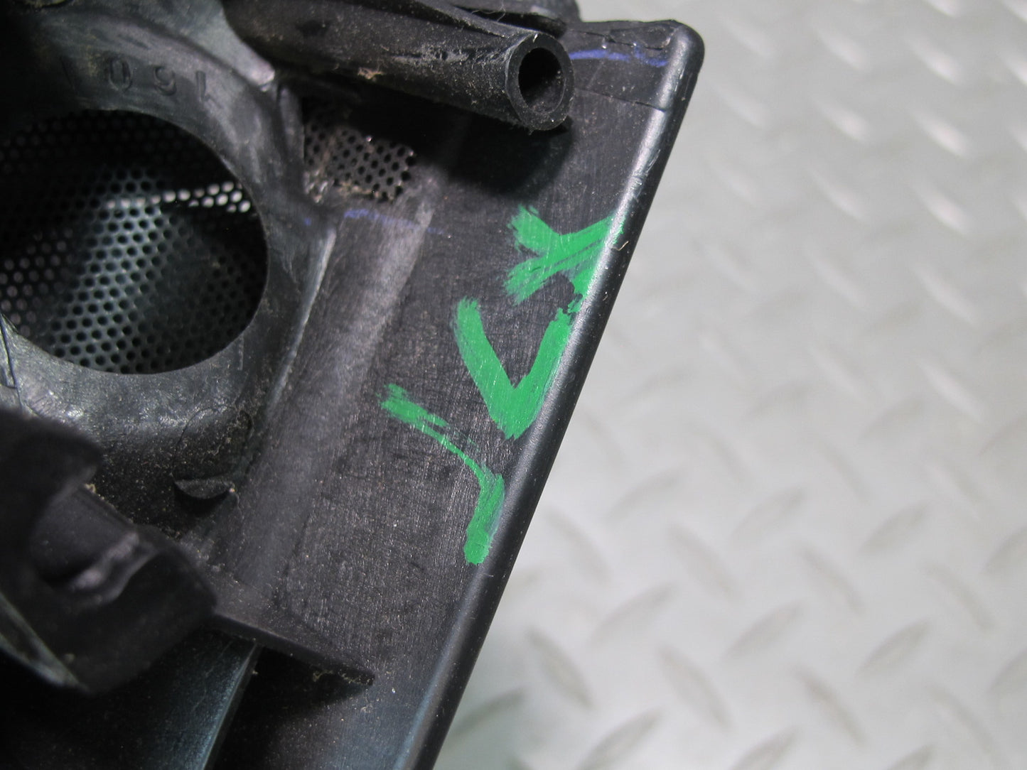 2003-2007 Lexus UZJ100L LX470 Front Door Left & Right Side Tweeter Cover Set